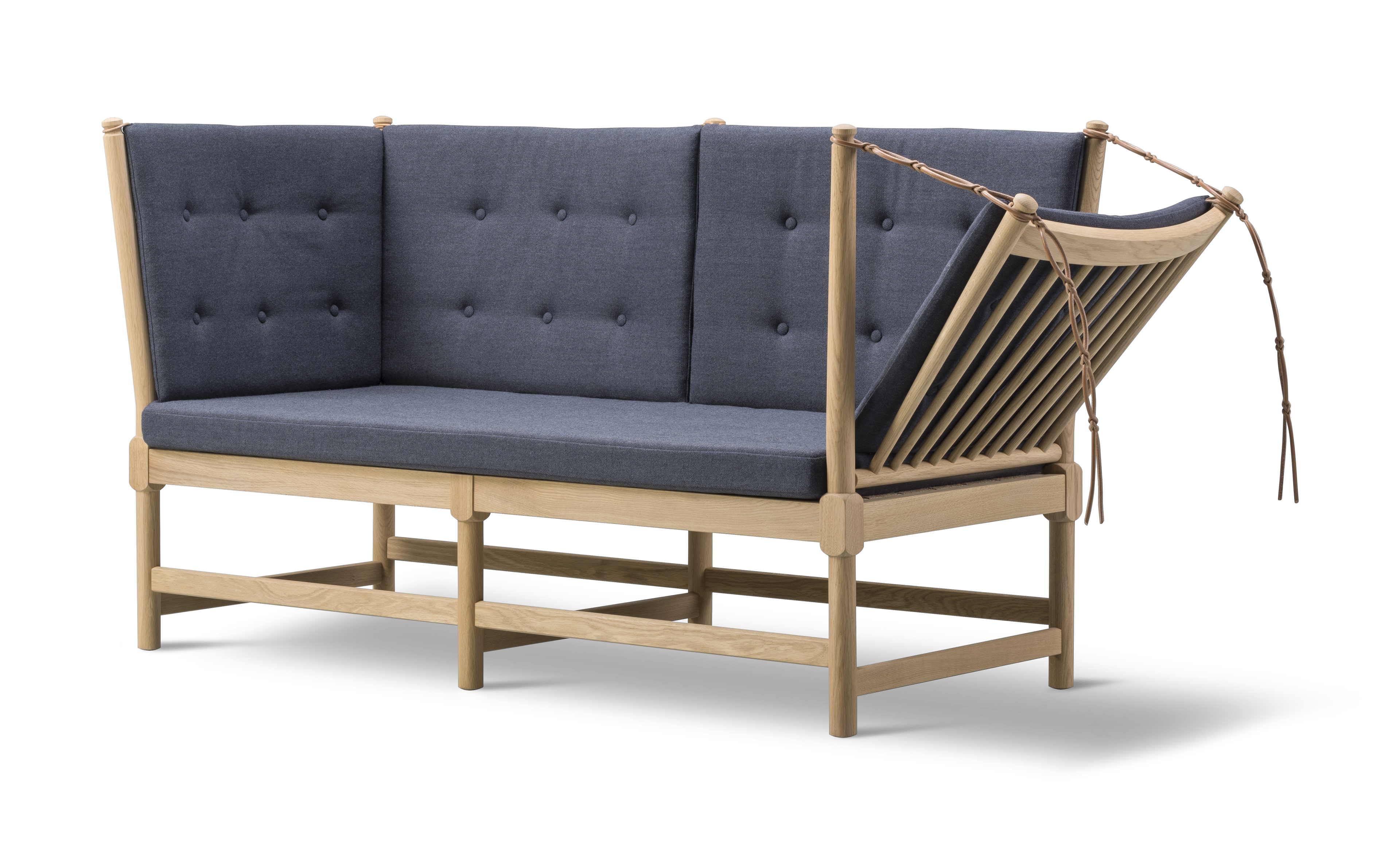 Spoke-Back Sofa - Capture 5201 / Oak soap