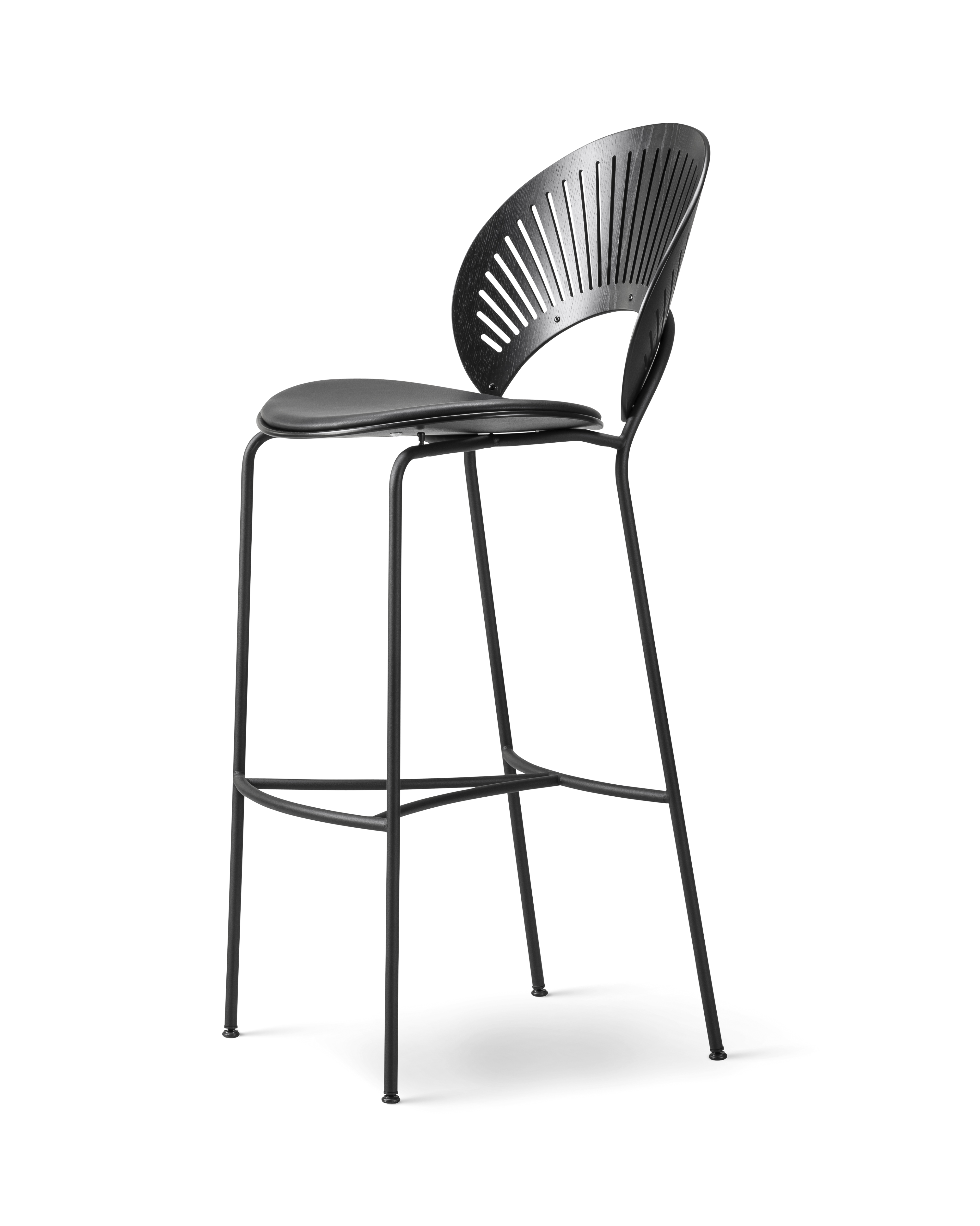 Trinidad Barstool - Leather 88 Primo / Ash black lacquered / Black frame