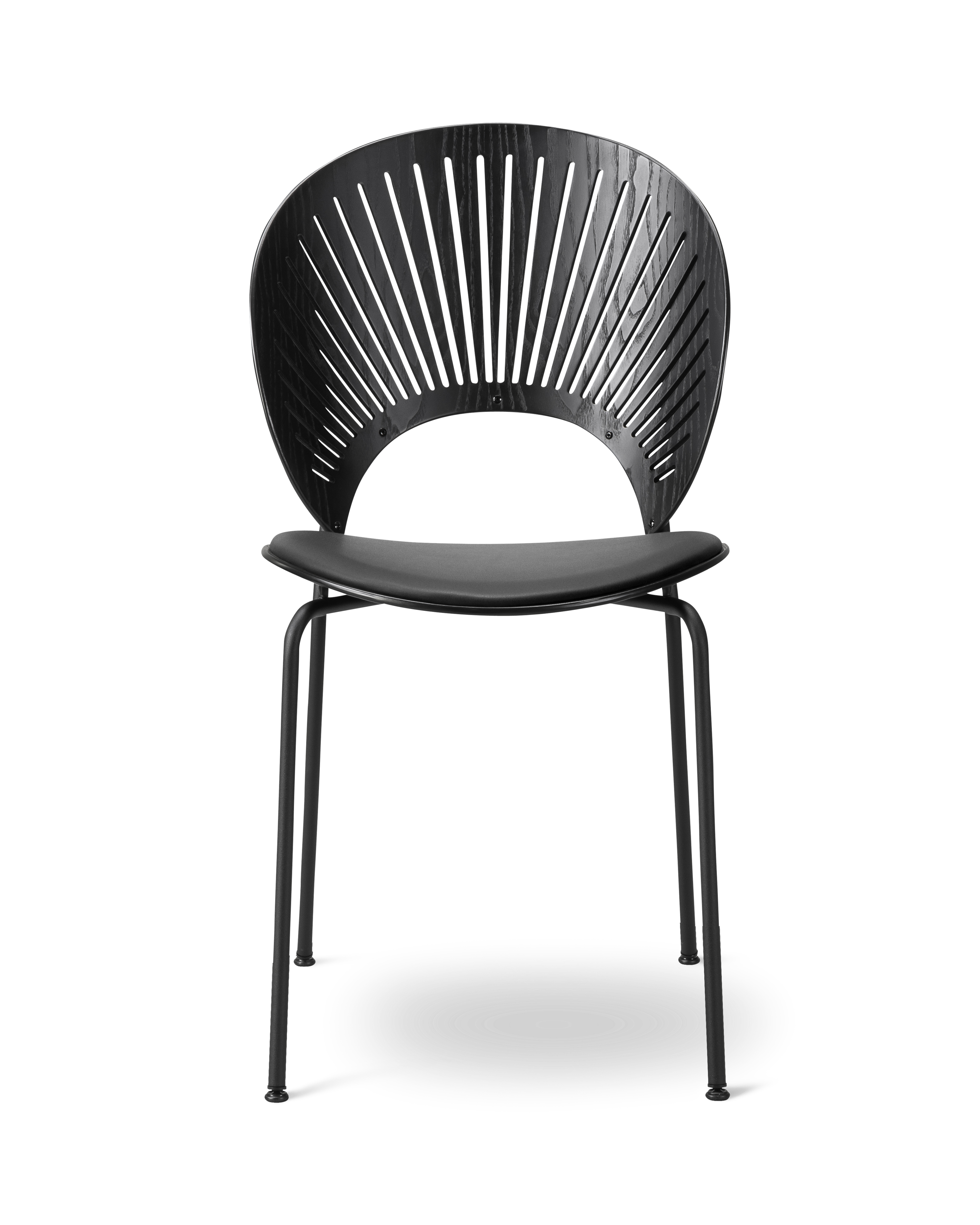 Trinidad Chair - Leather 301 Omni / Ash black lacquered / Black frame