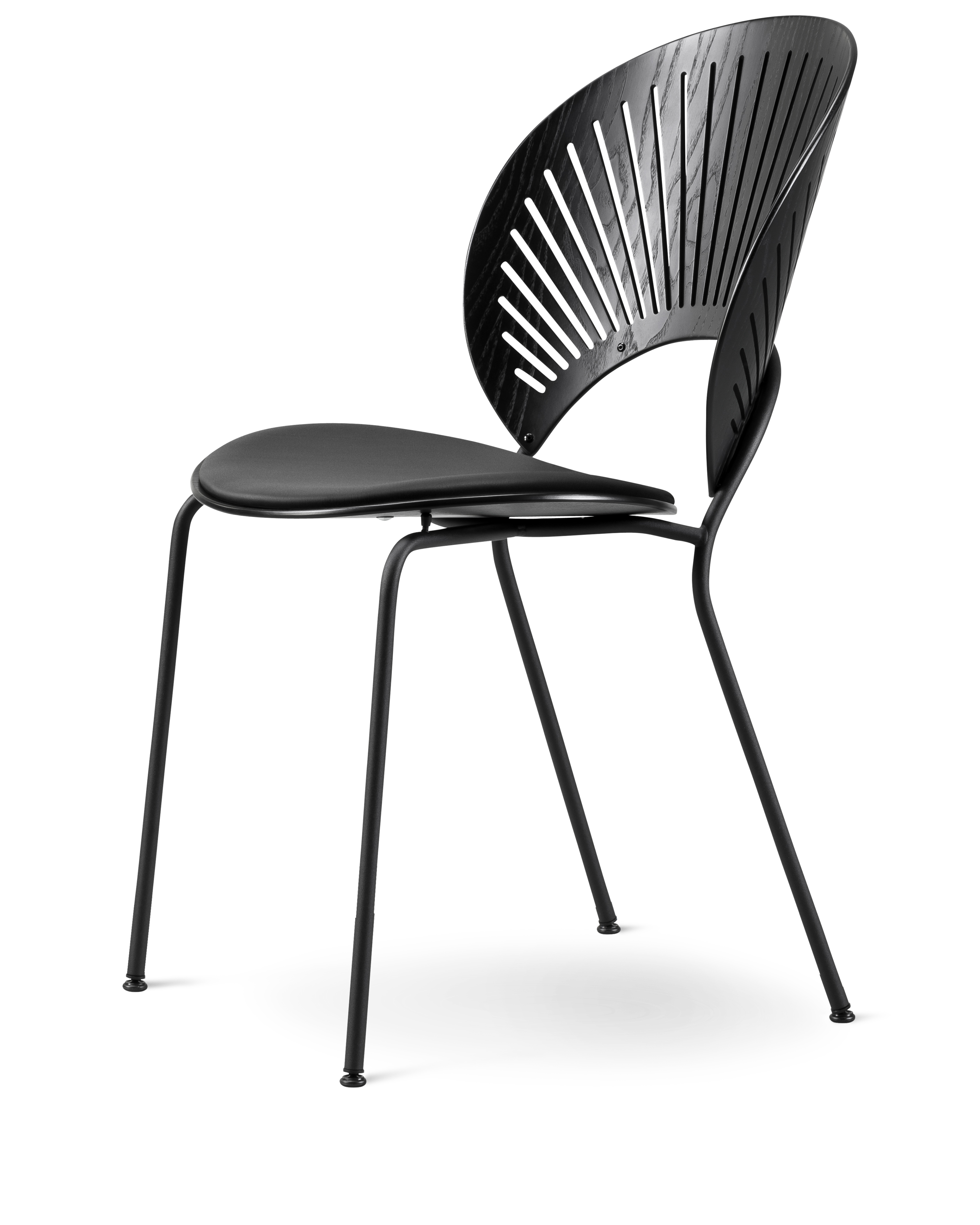 Trinidad Chair - Leather 301 Omni / Ash black lacquered / Black frame