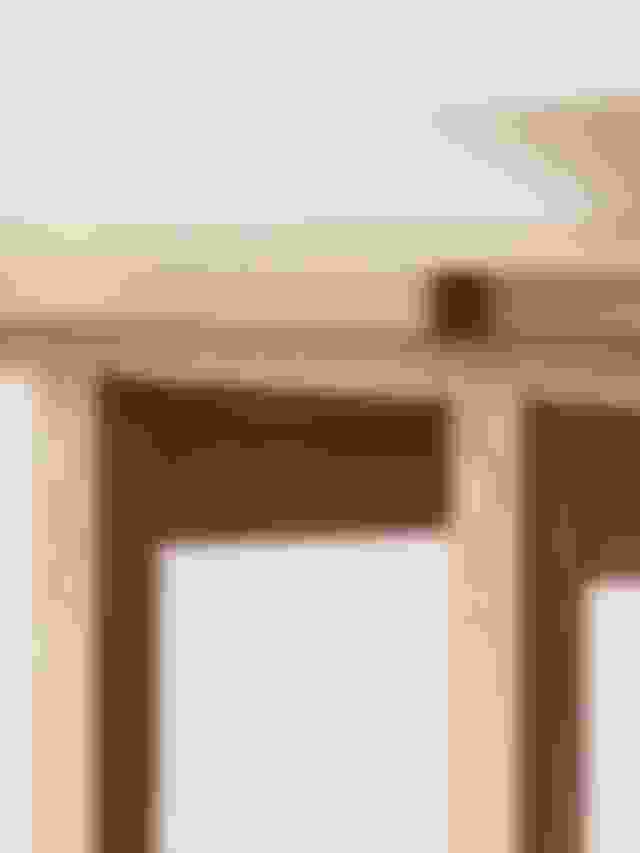 Closeup image of C18 Table by Børge Mogensen