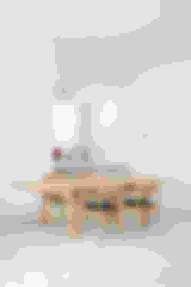 FF_2021_PostTable_PostChair_Locus8215_SwoonLounge_Mono_w198yd.jpg