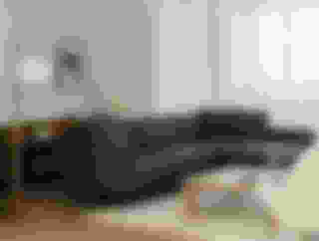 EJ295_NjordSealife363613_IsletsCoffeeTableLightoil_Swoon_Elle220SmokesoakStained_Hydroglass_-min.jpg