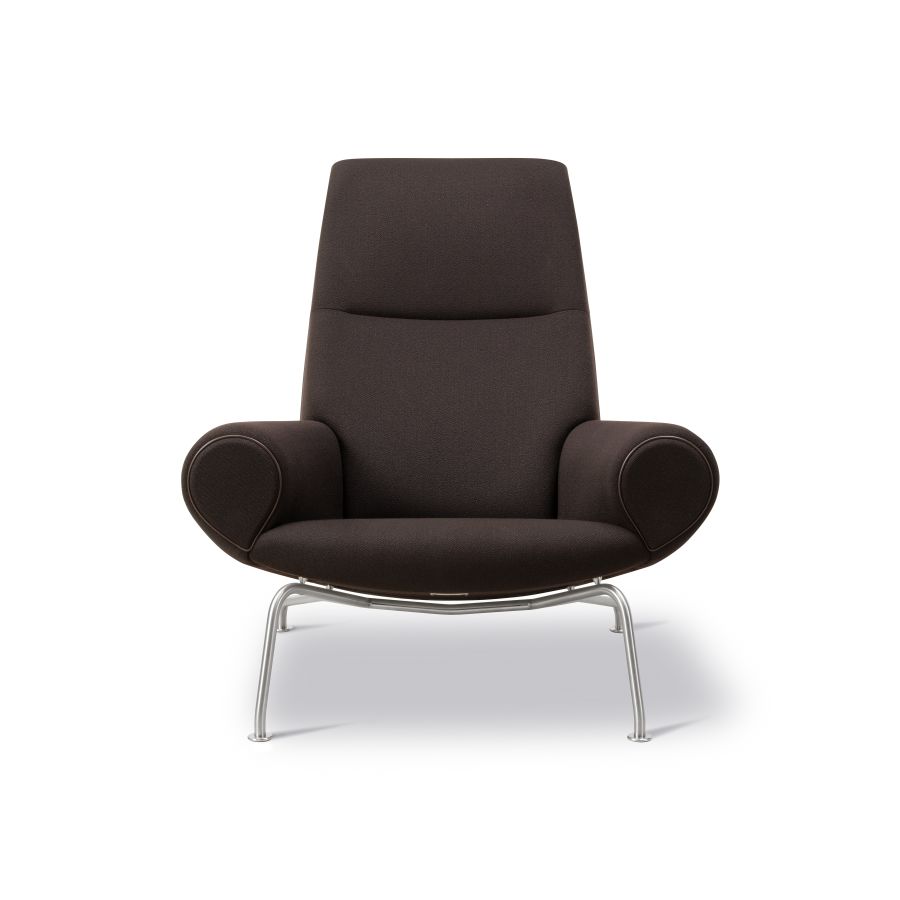 Wegner Queen Chair by Fredericia
