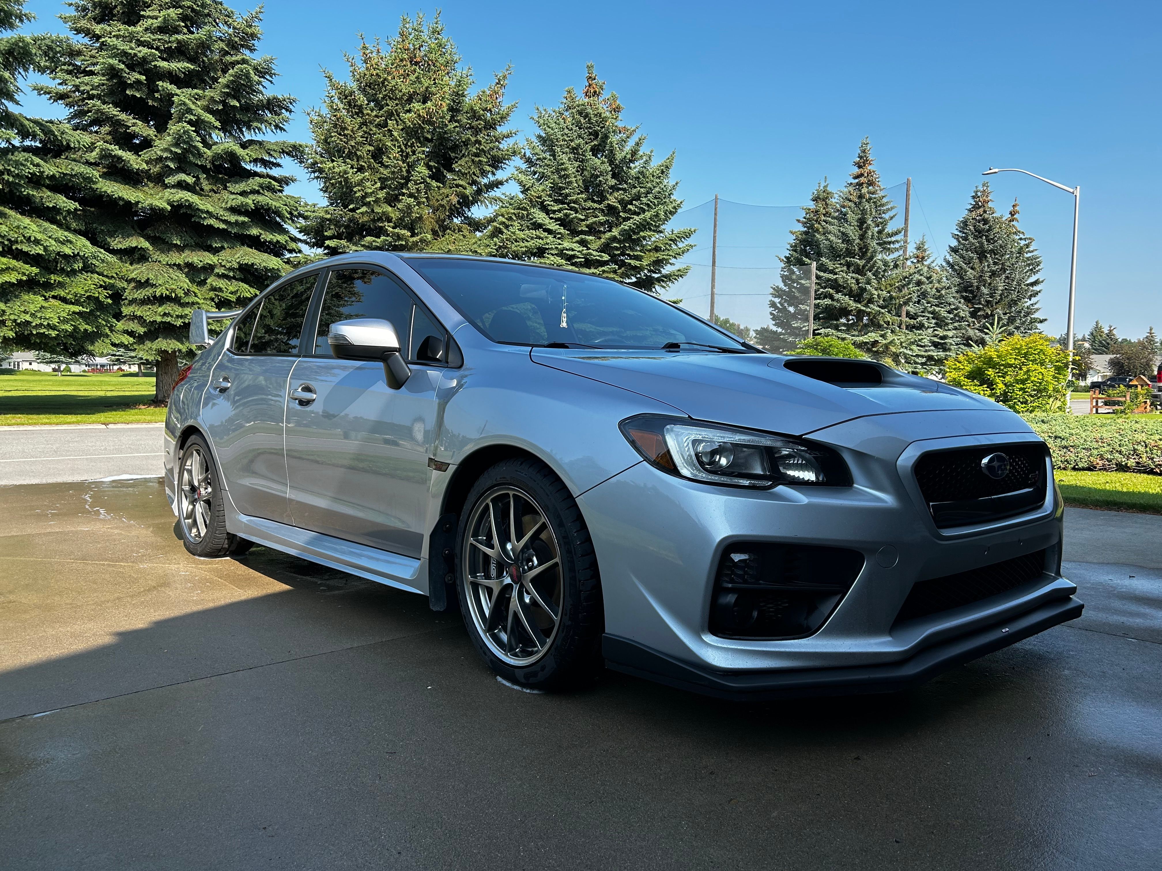 2016 Subaru STi
