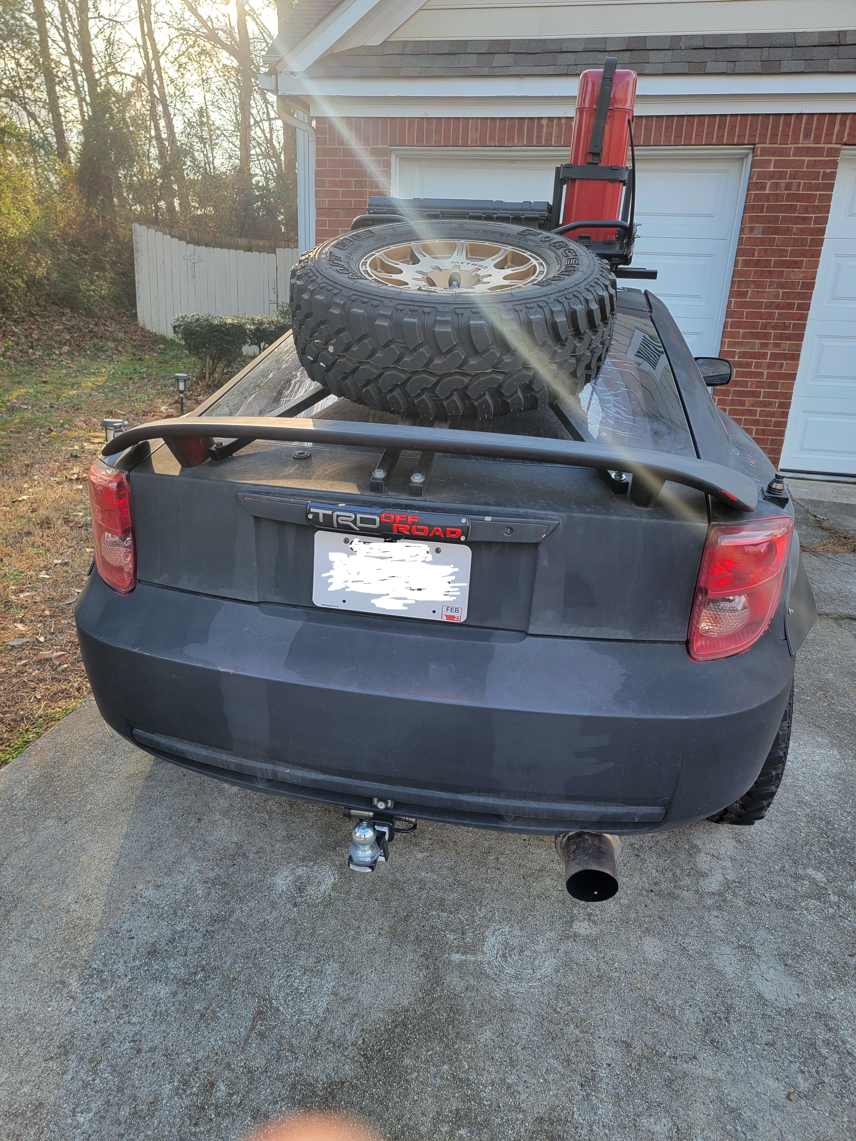 2003 Toyota Celica GTS - image 4