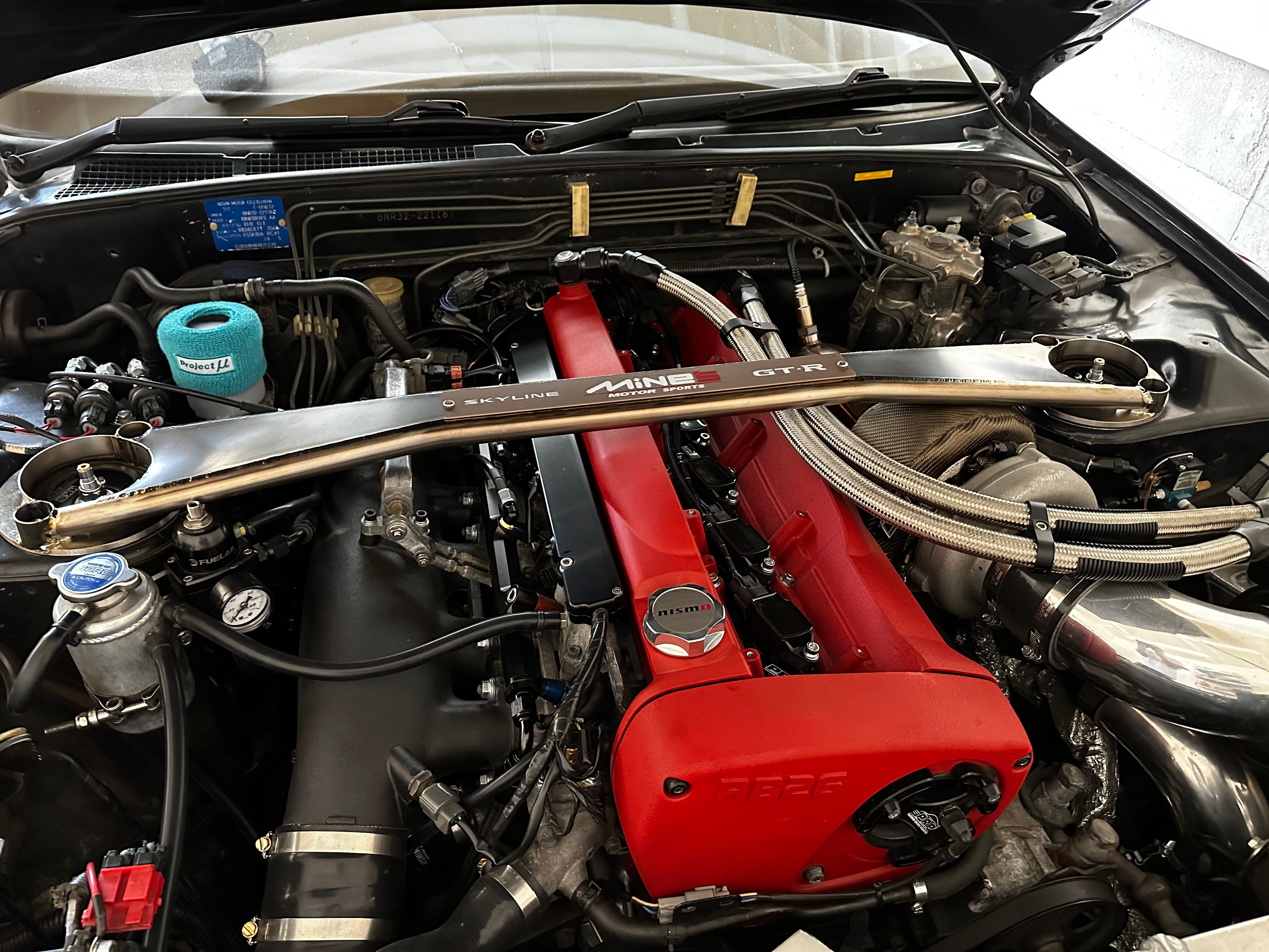 1992 Nissan R32 Skyline GTR - image 2