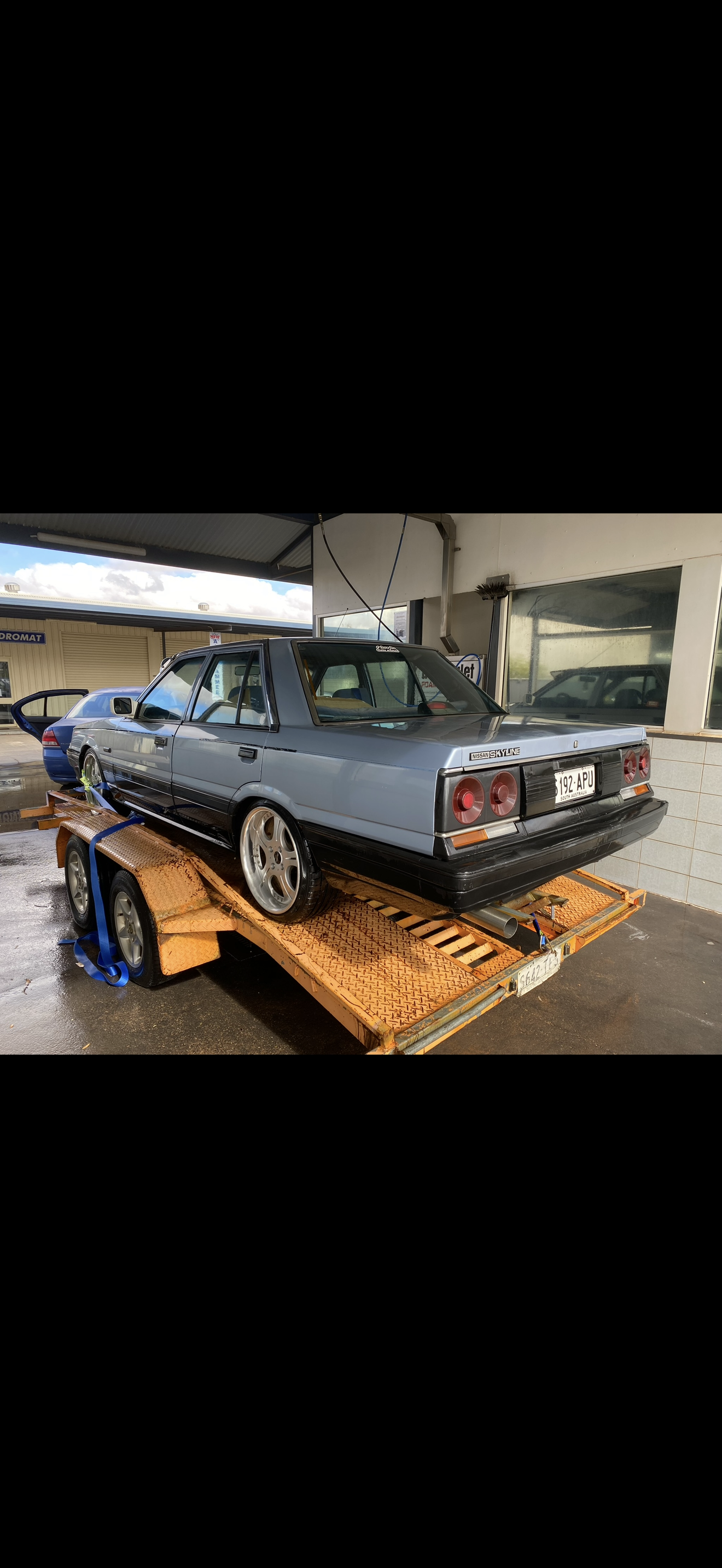 1989 Nissan R31 - image 4