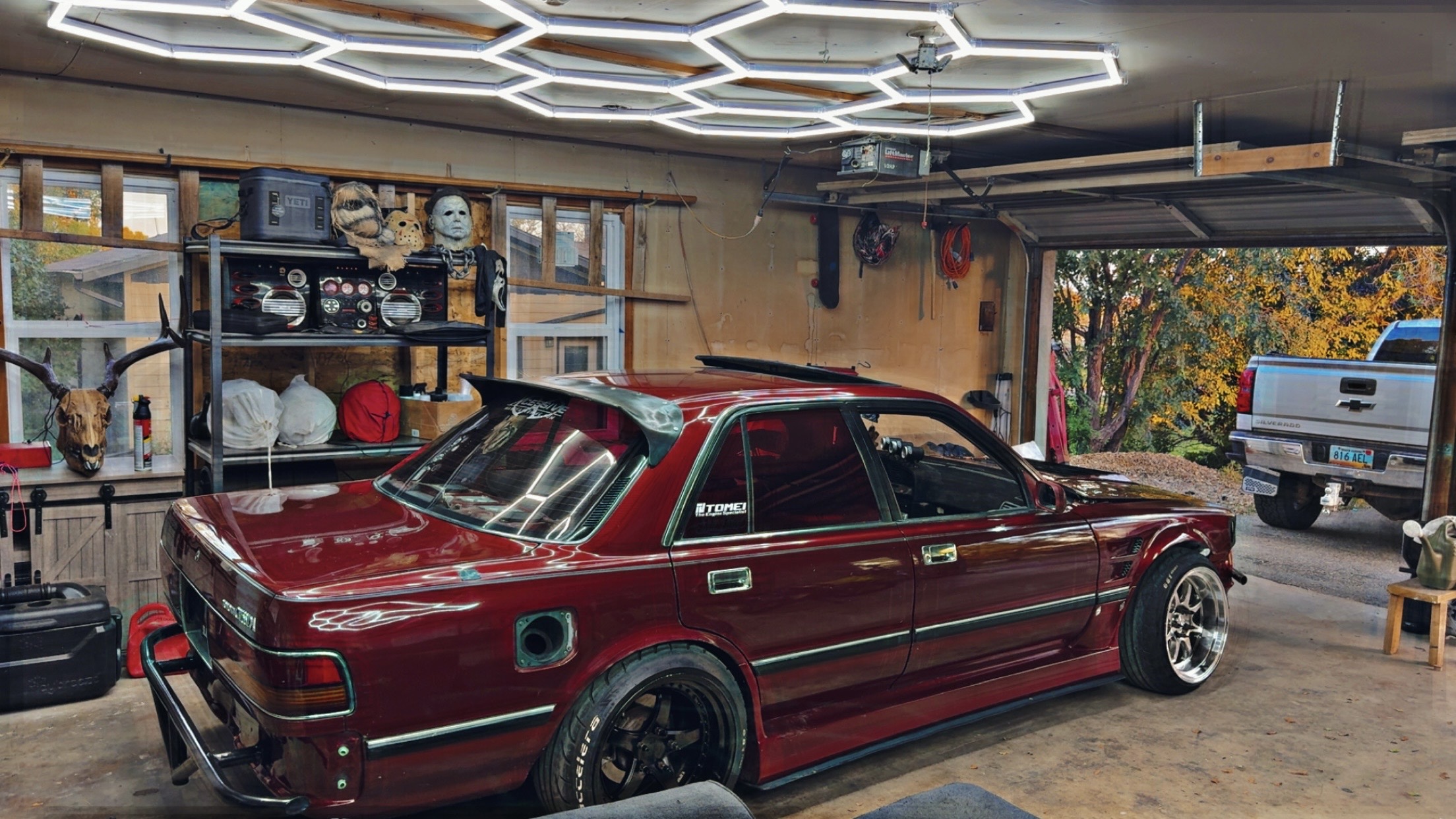 1989 Toyota Cressida - image 8