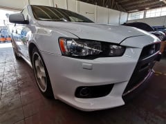 2010 Mitsubishi Lancer EVO X GSR - image 4
