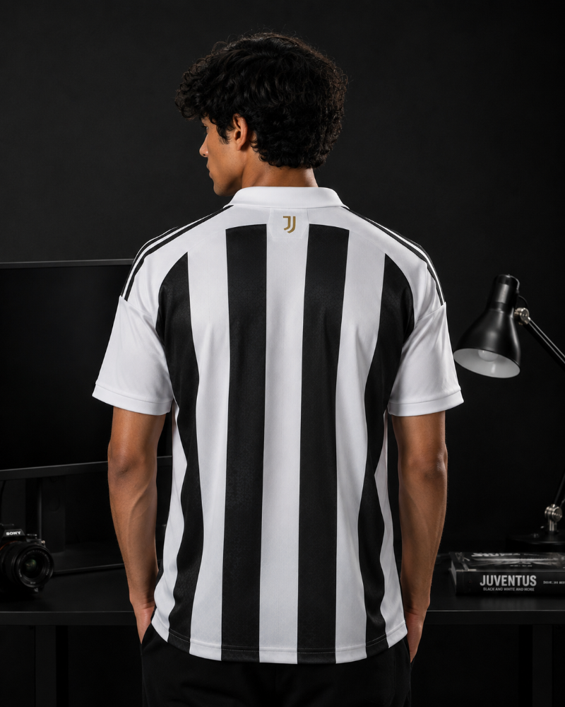Juventus Home Kit