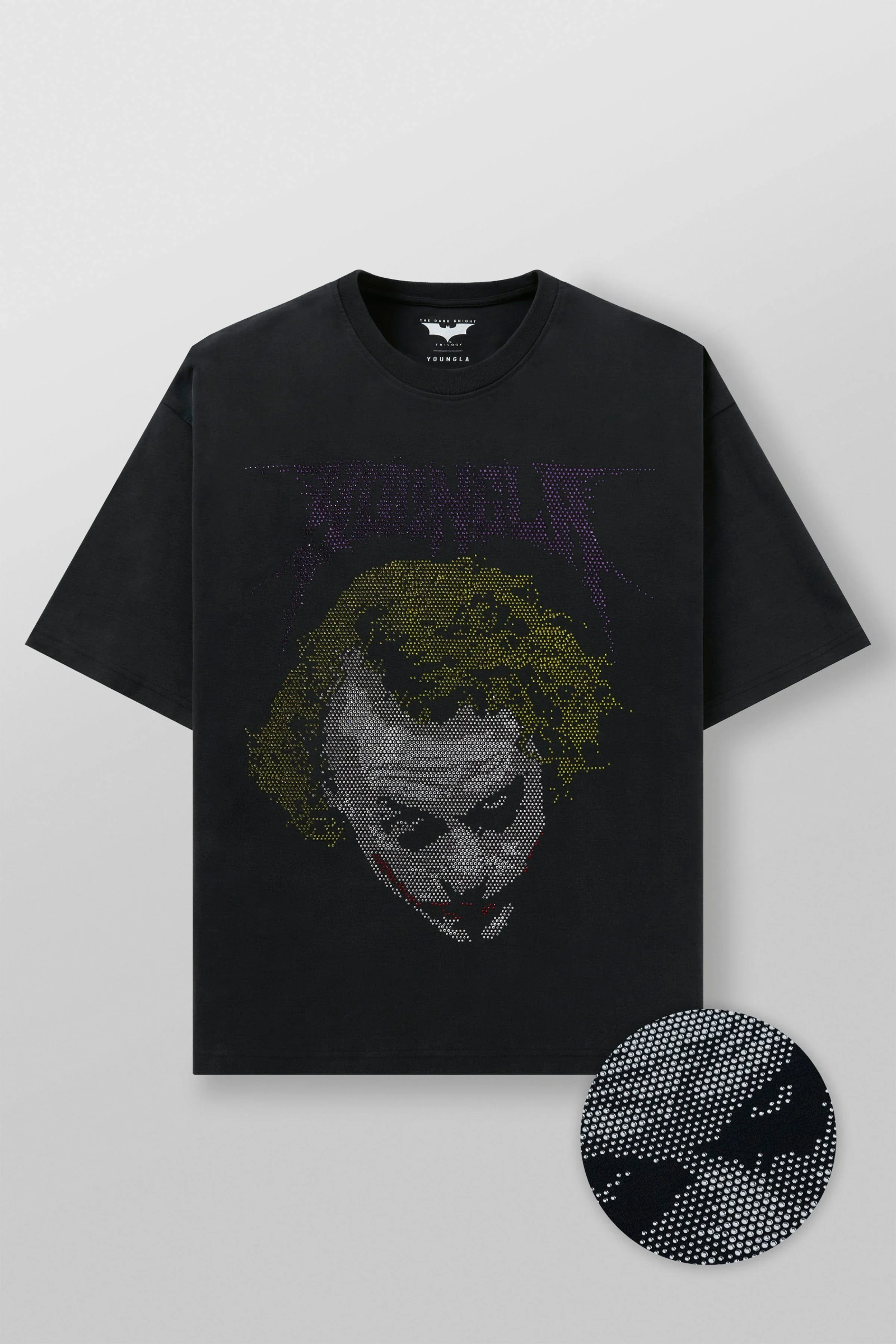 YoungLA Batman Rhinestone Tee Guasón en Negro