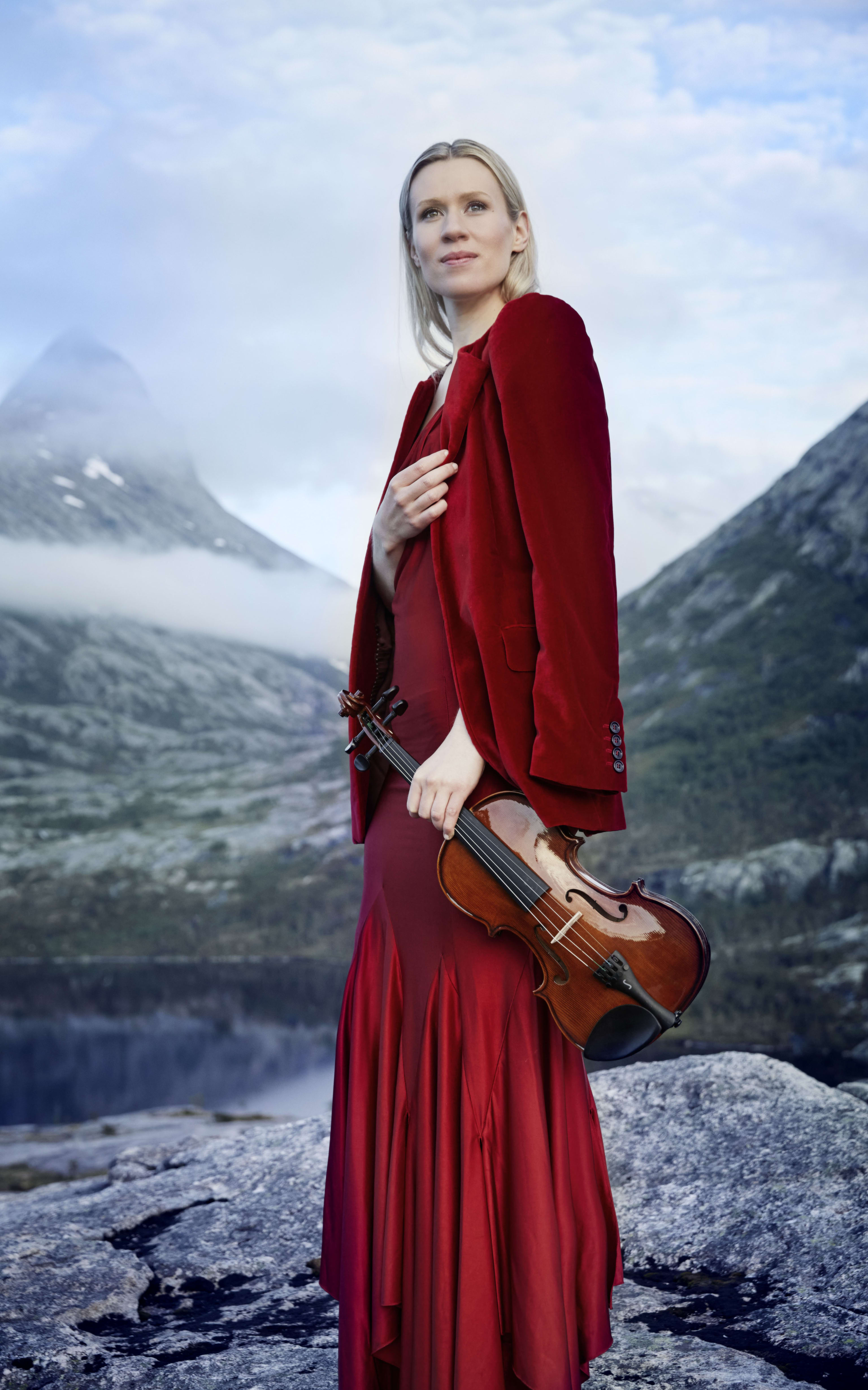 Eldbjørg Hemsing. Foto: Gregor Hohenberg