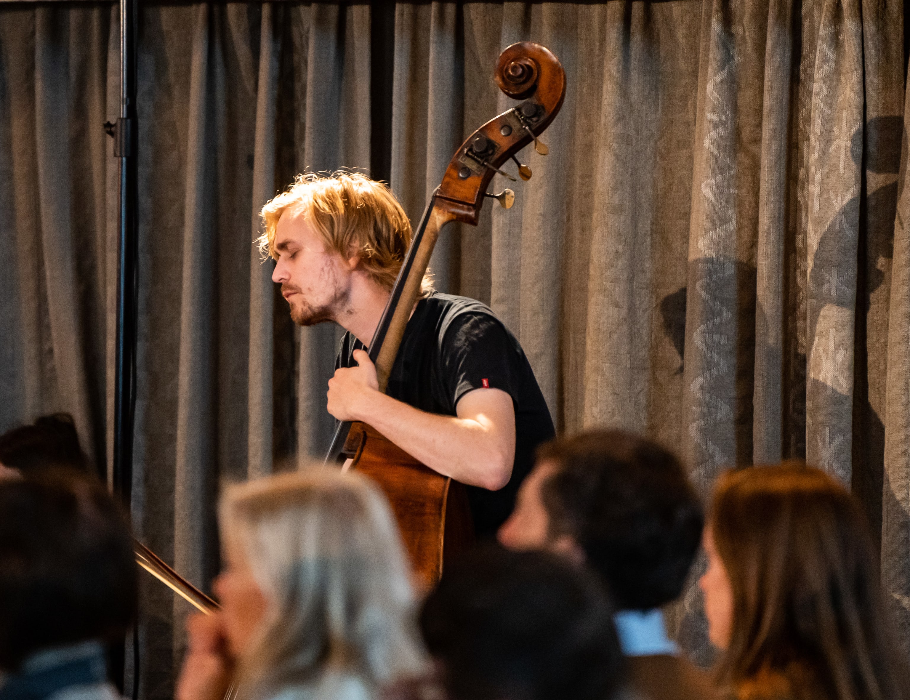 Camille Norment m/ensemble. Foto: Synne Sofi Bårdsdatter Bønes