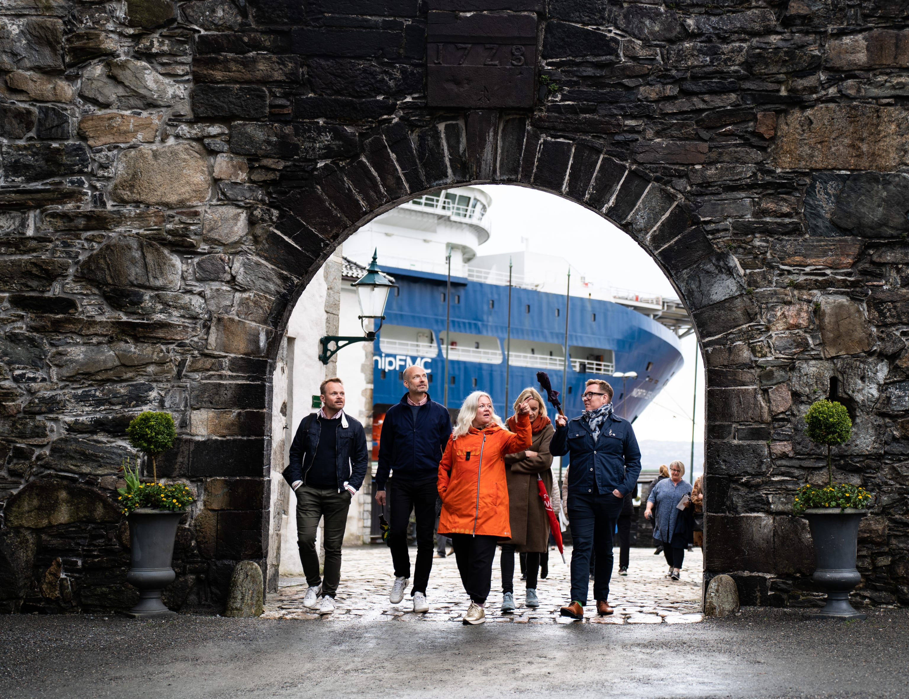 Solistkoret Ung i Lise Davidsens musikalske univers. Foto: Synne Sofi Bårdsdatter Bønes