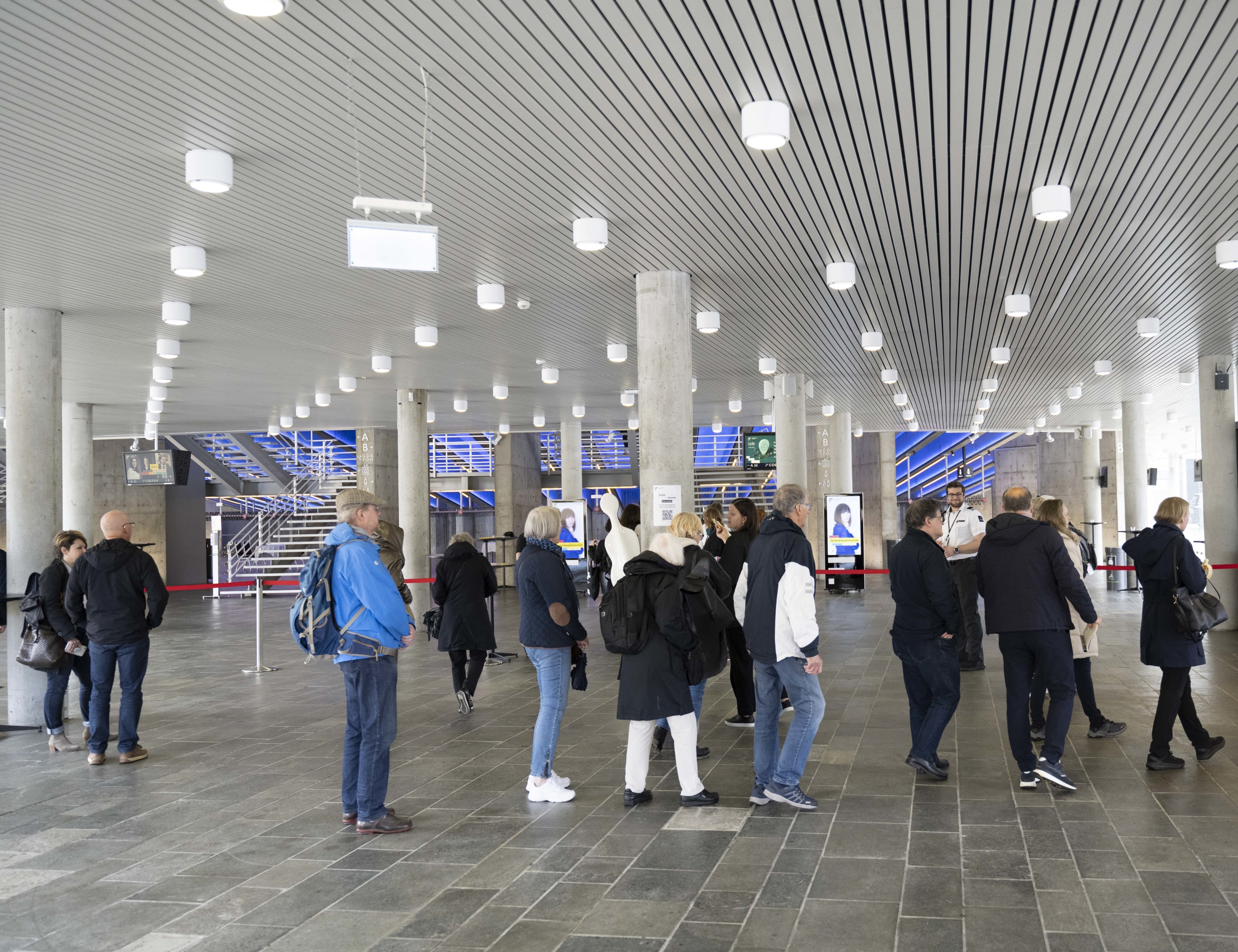 Stikk innom. Foto: Thor Brødreskift