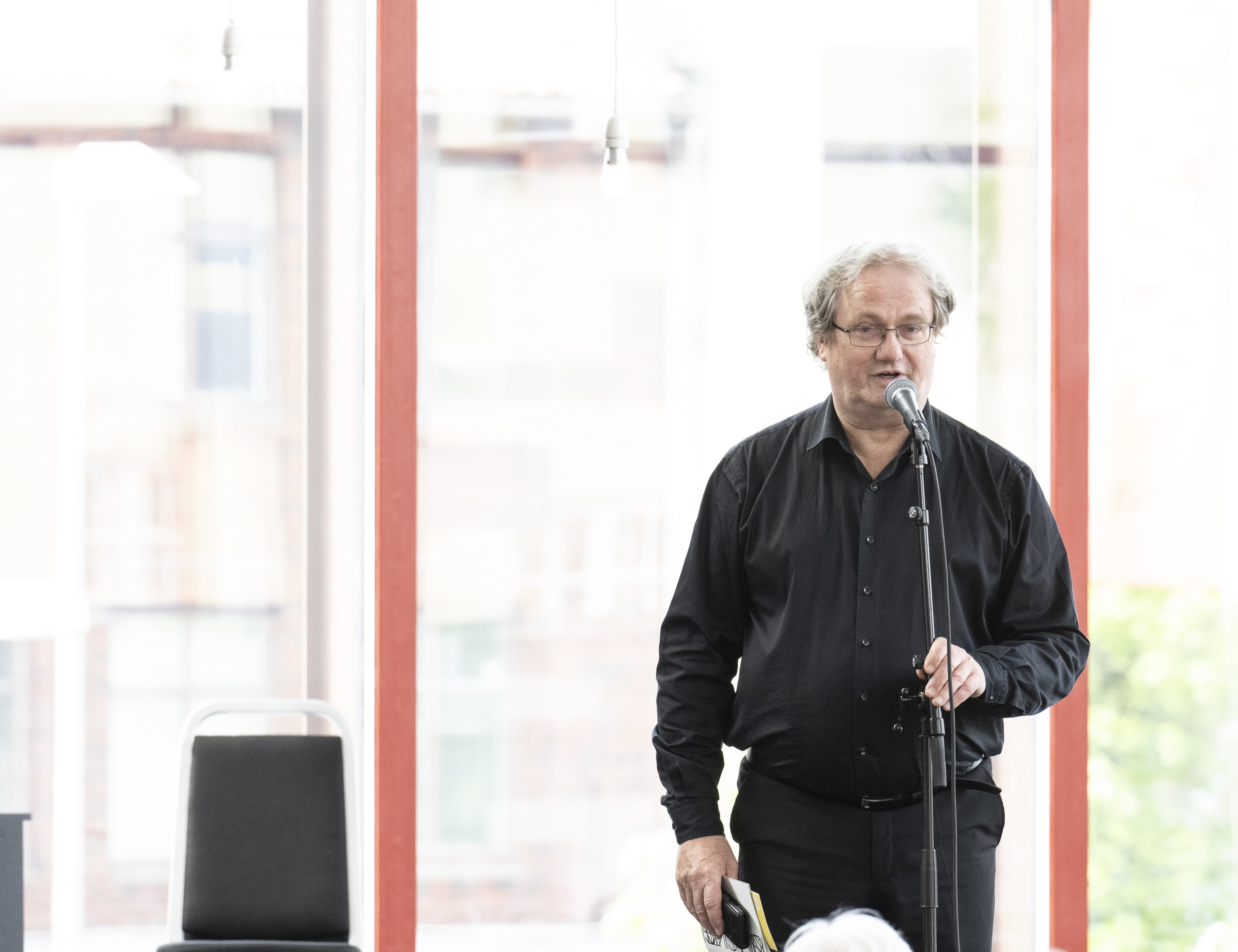 Stikk innom. Foto: Thor Brødreskift