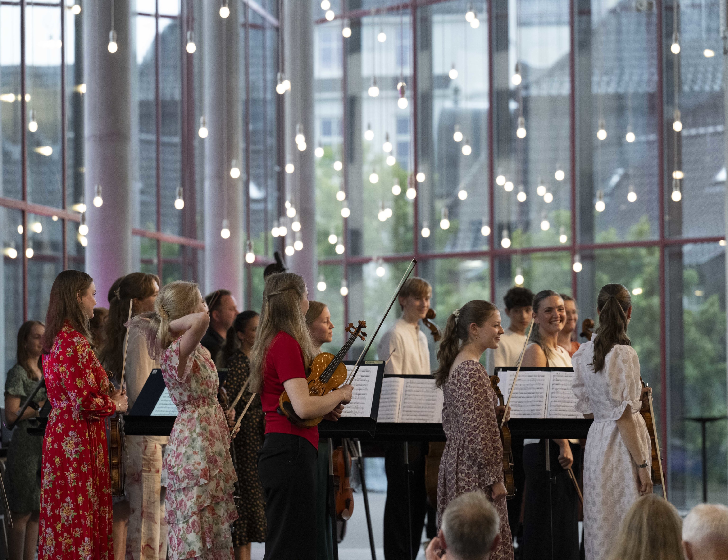 Camerata Bergen m Leif Ove Andsnes. Foto: Thor Brødreskift