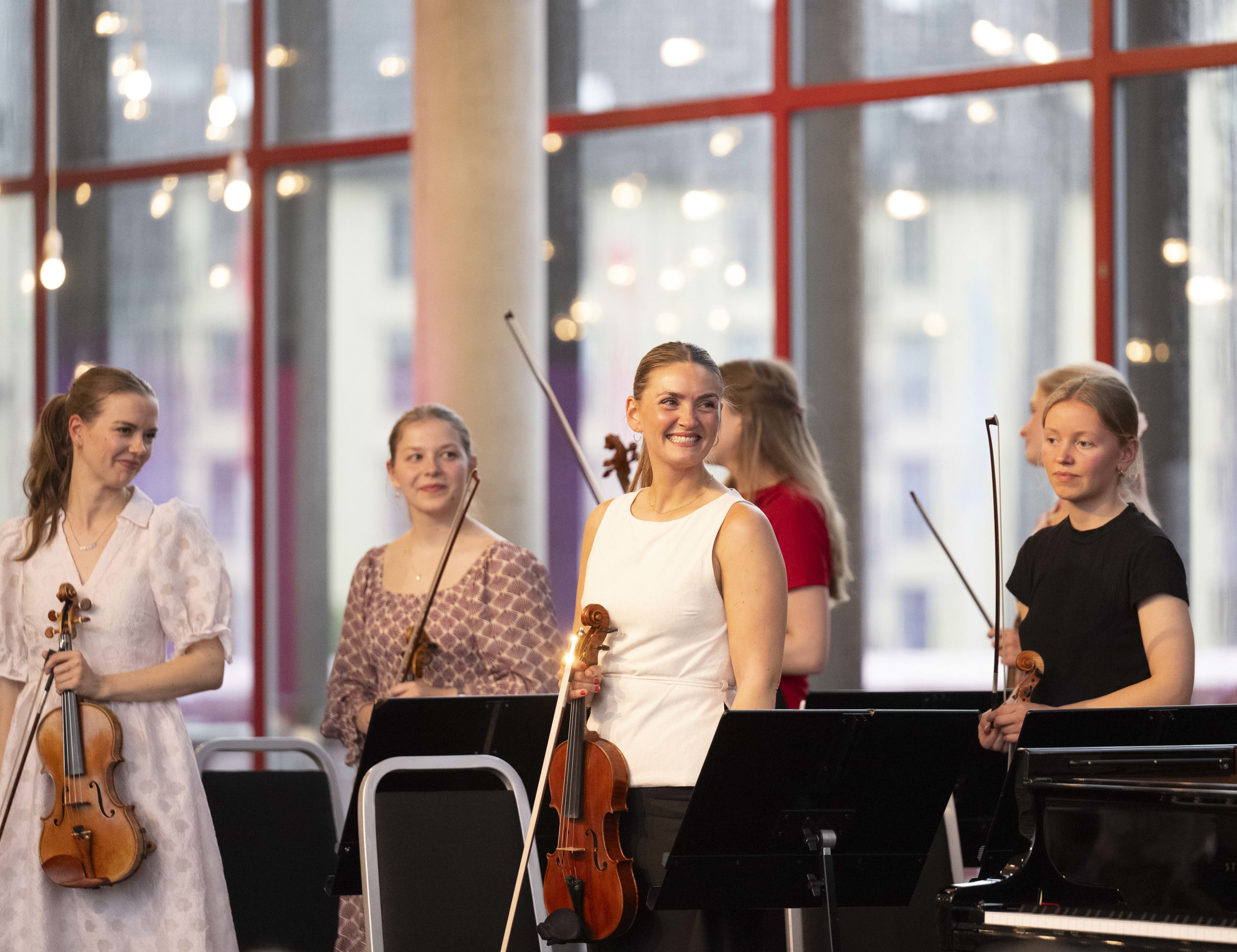 Camerata Bergen m Leif Ove Andsnes. Foto: Thor Brødreskift