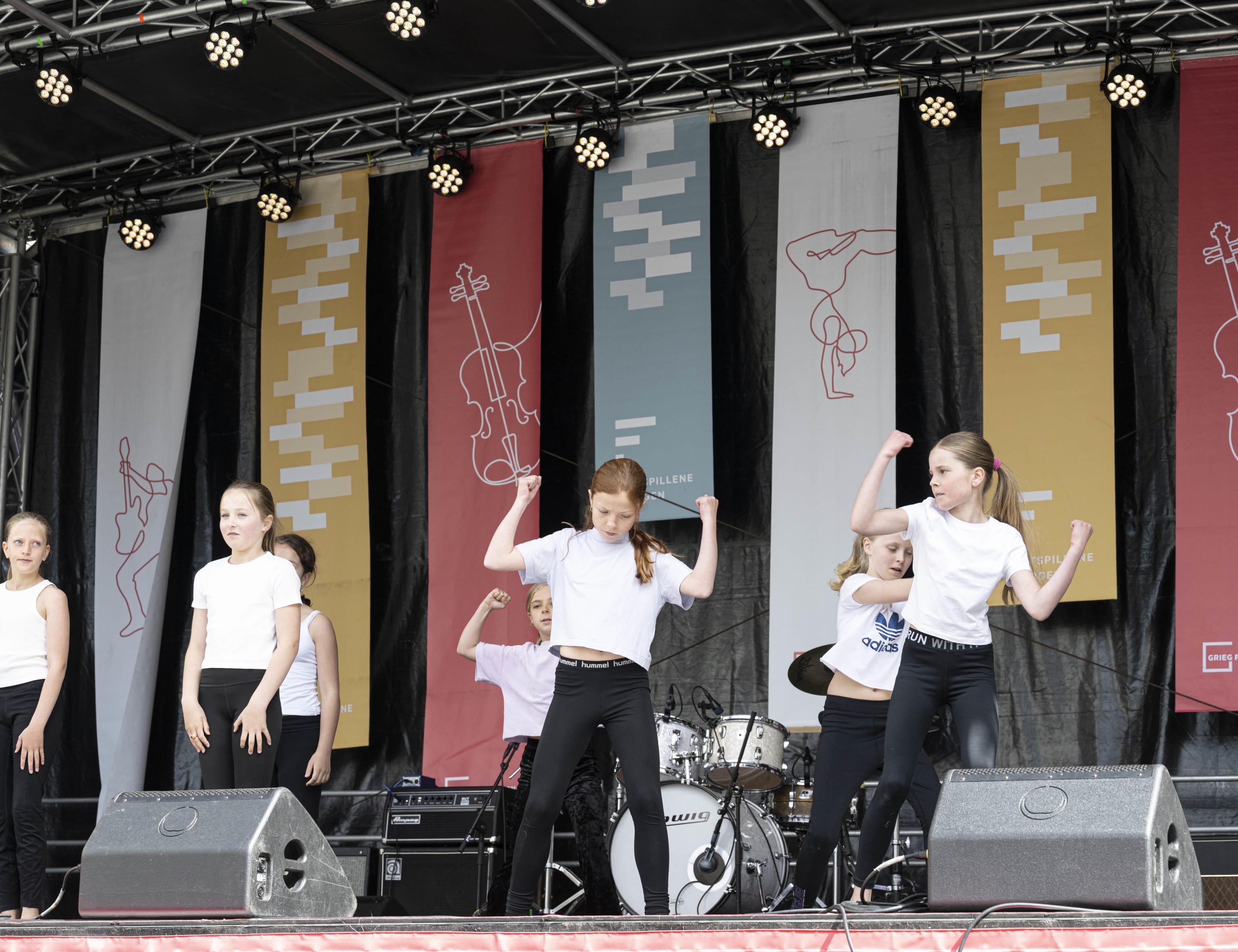 De unges festspilldag. Foto: Thor Brødreskift