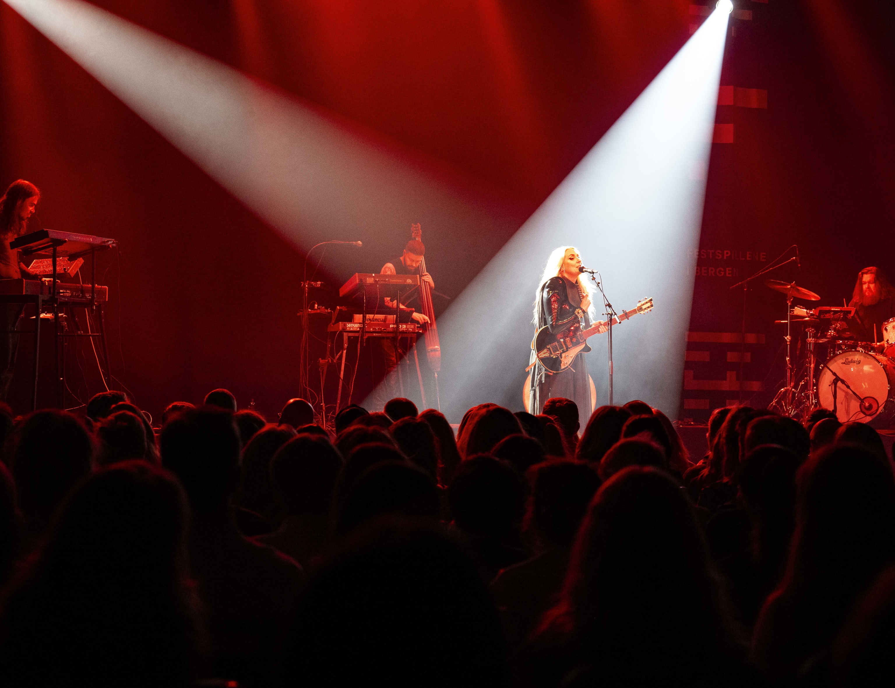 Eivør. Foto: Thor Brødreskift