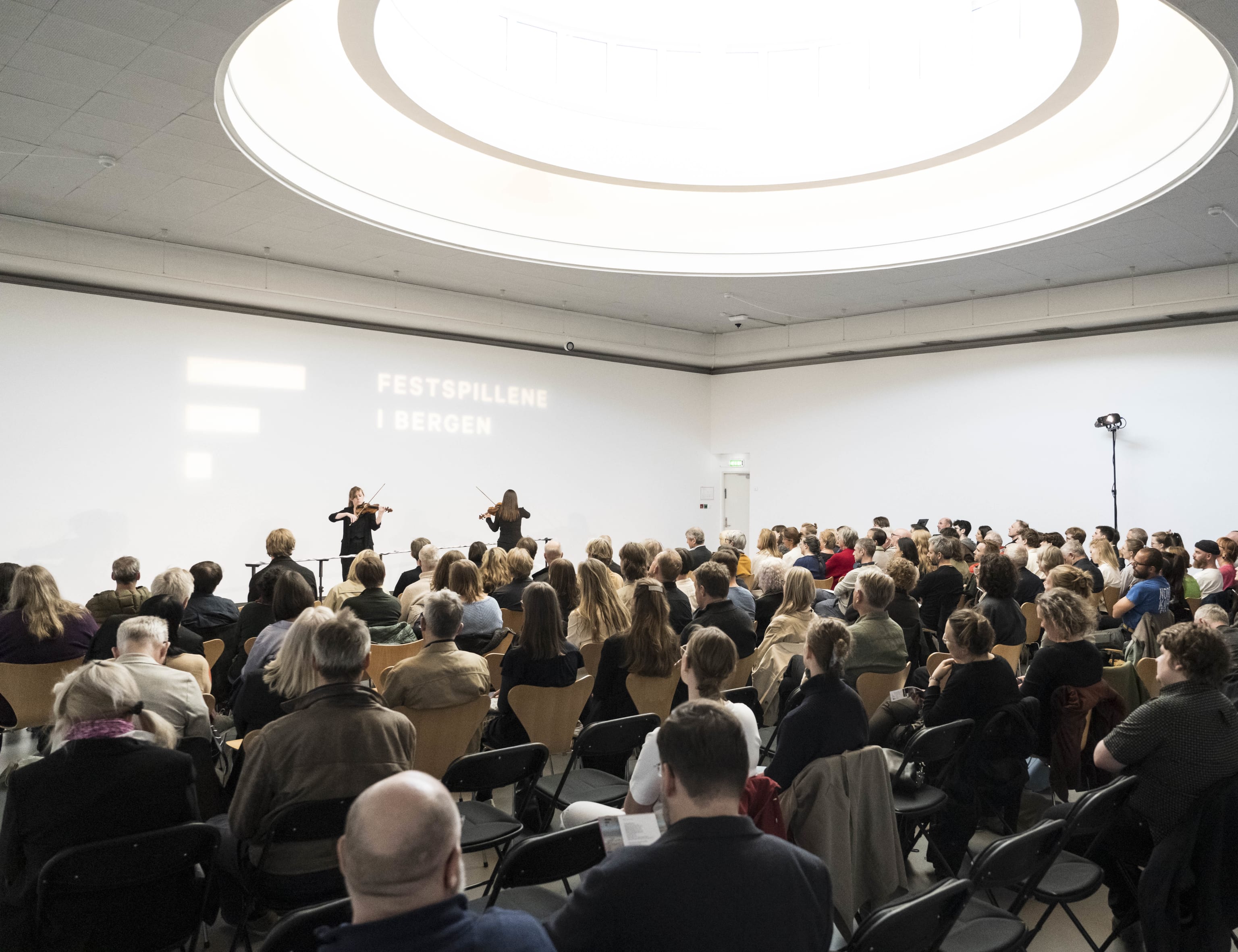 Ensemble Modern. Foto: Thor Brødreskift