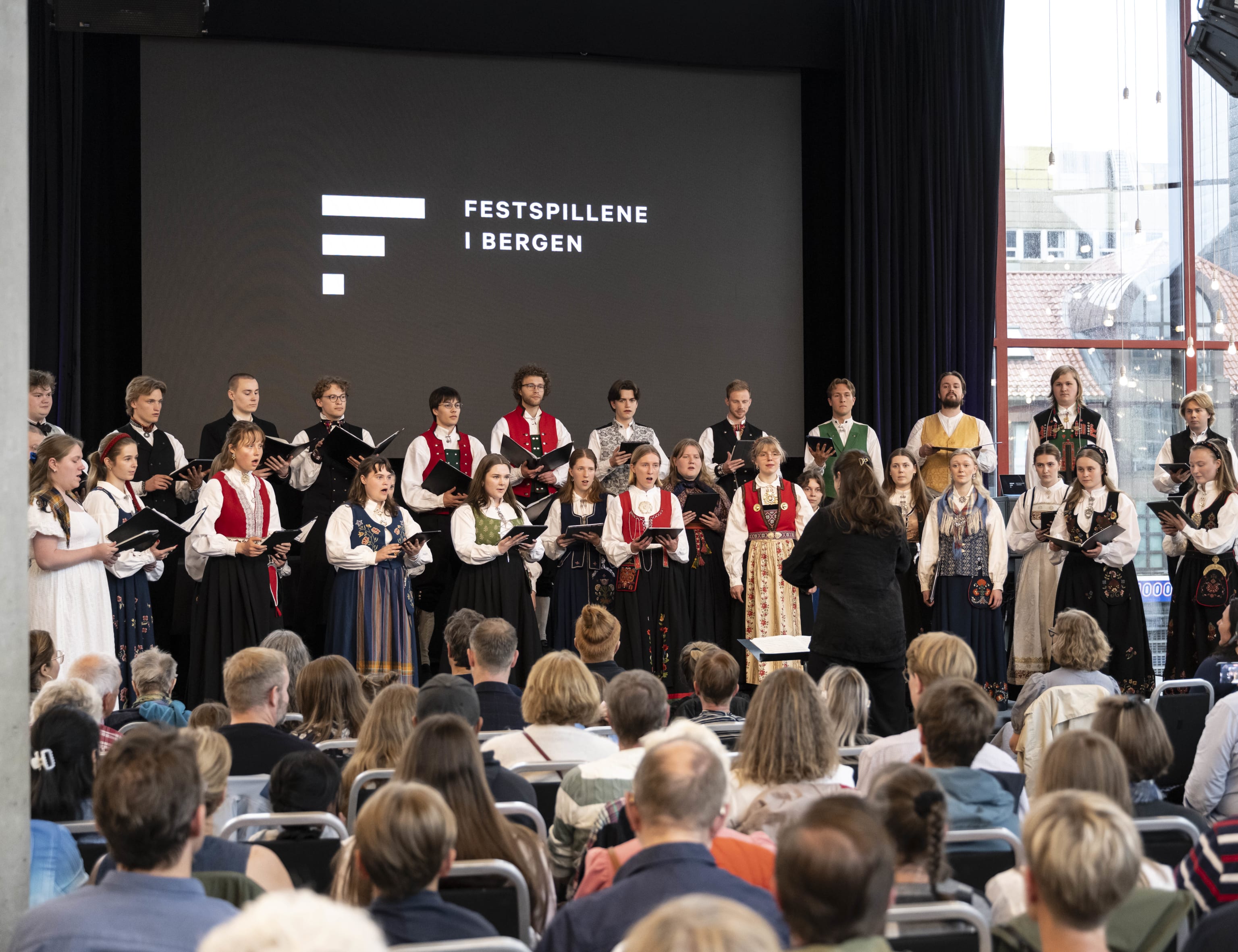 Bergen barnekorfestivals avslutningskonsert i Spissen 2025. Foto: Thor Brødreskift