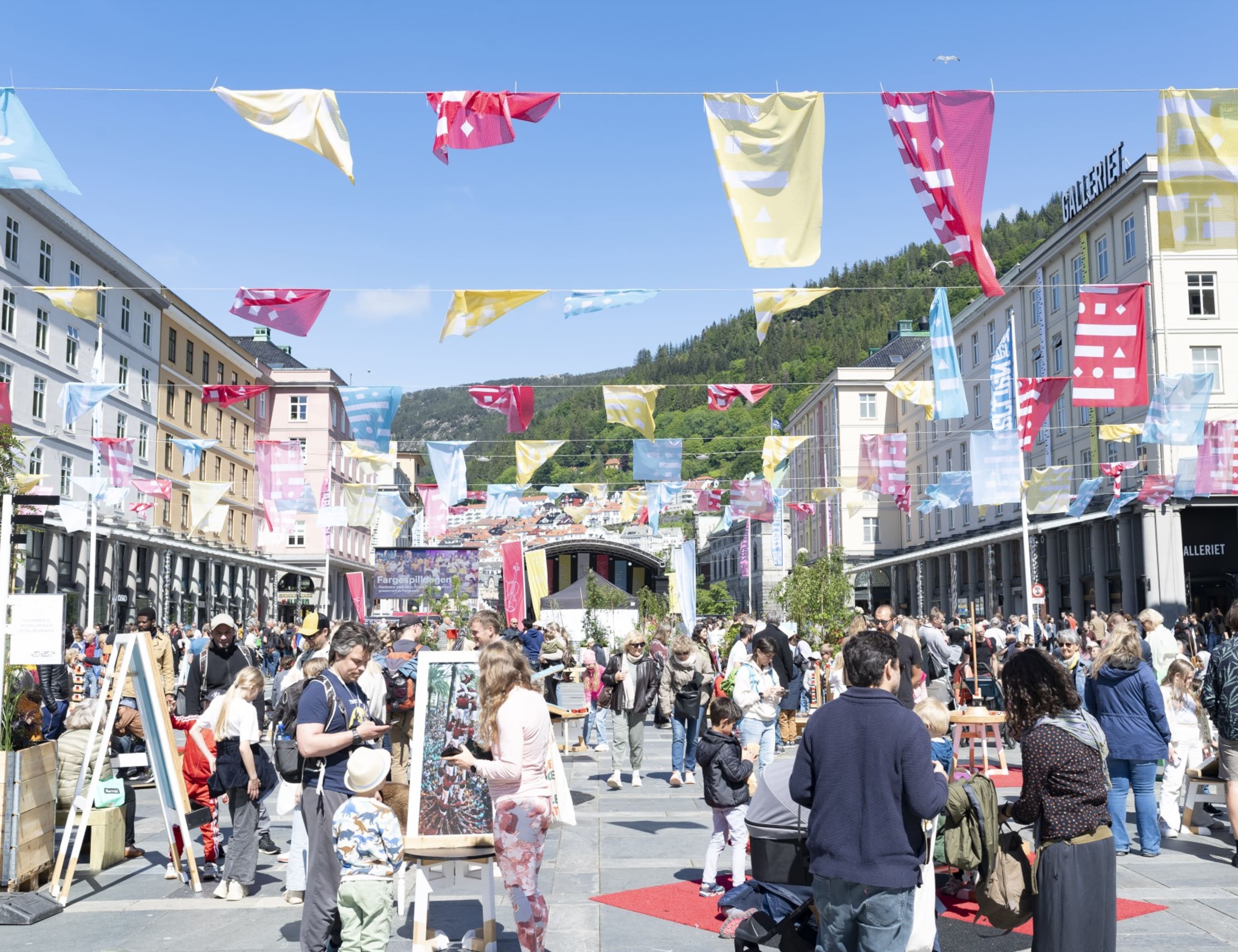 Festallmenningen. Foto: Thor Brødreskift