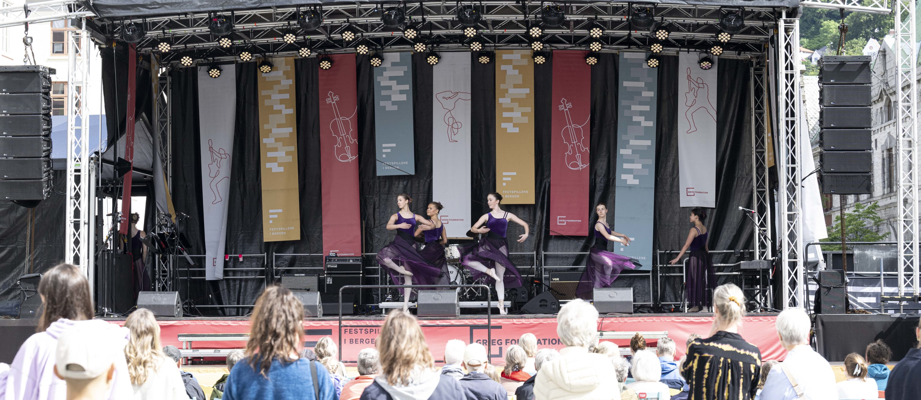 De unges festspilldag. Foto: Thor Brødreskift