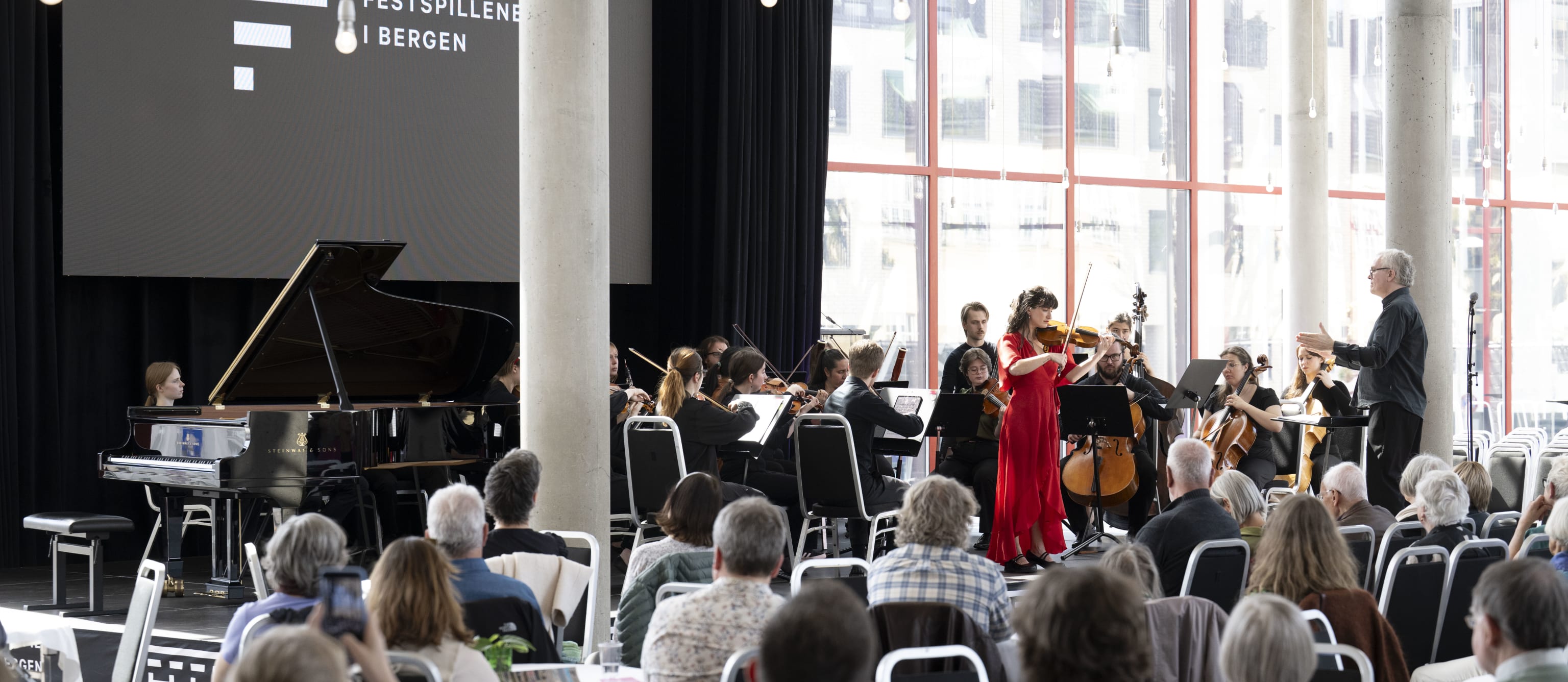 Stikk innom. Foto: Thor Brødreskift