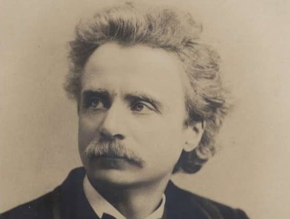 Edvard Grieg Around 1880. Photo: The Bergen Public Library's Grieg Collection