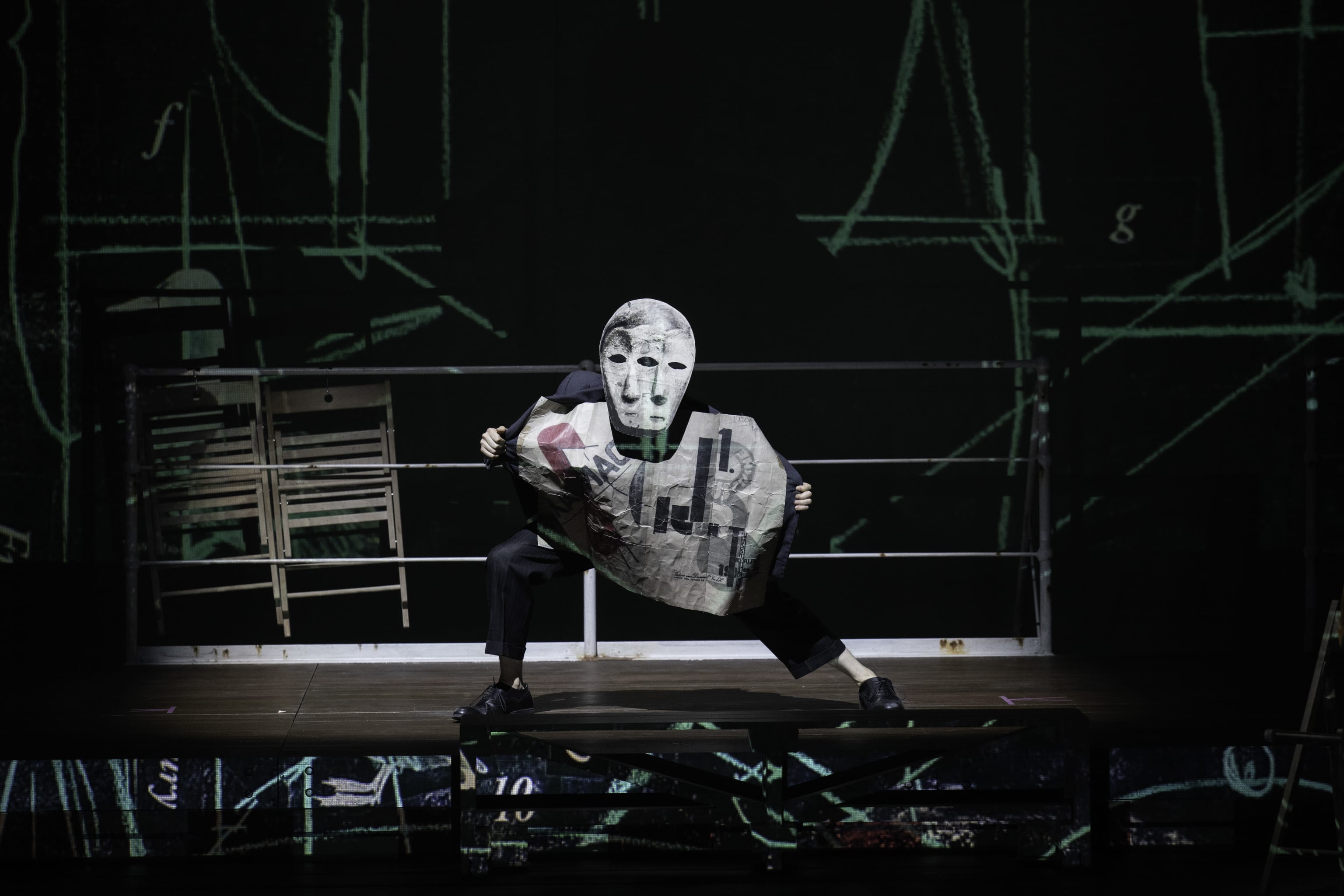 The Great Yes, The Great No. Foto: Stella Olivier/Monika Rittershaus