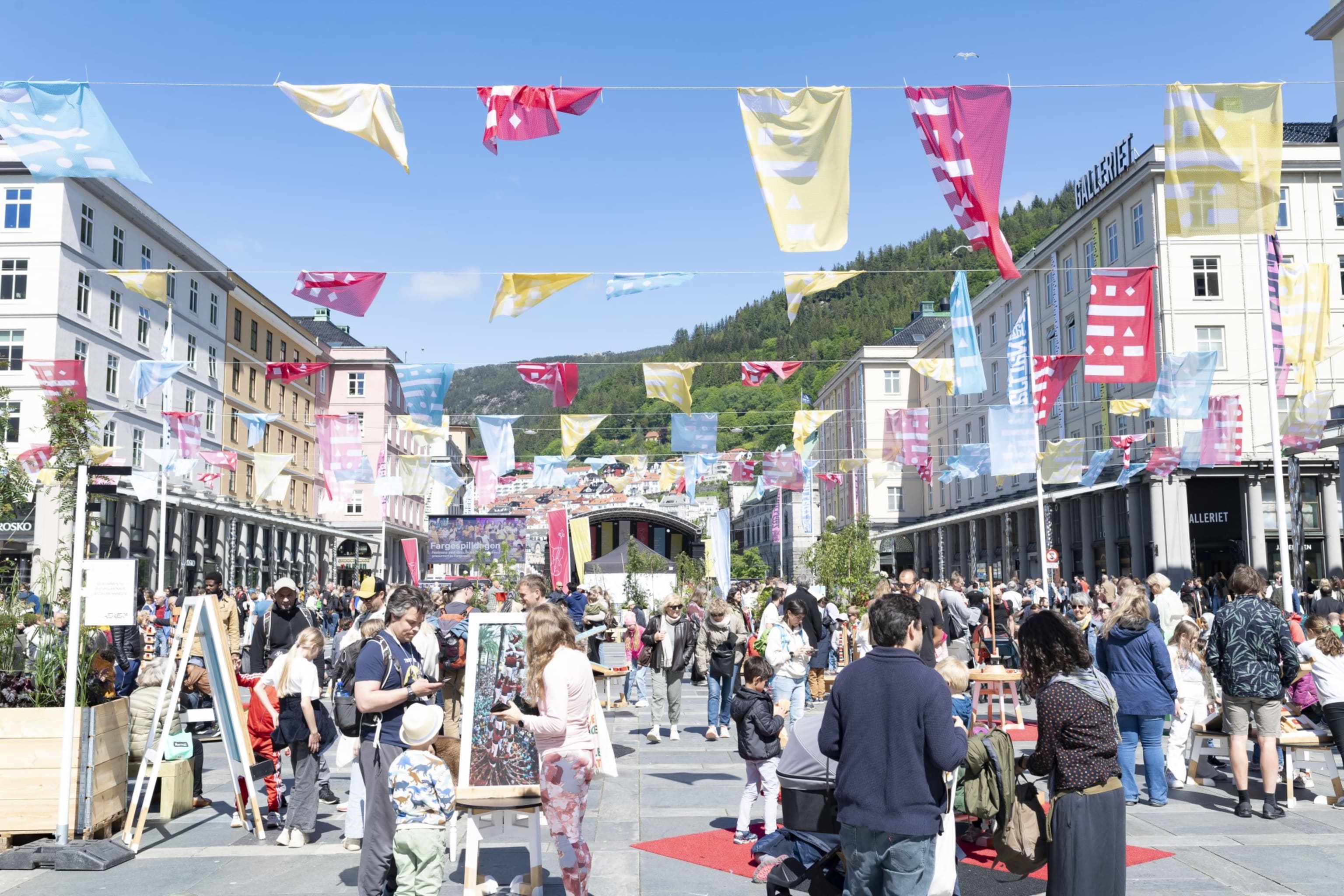 Festallmenningen. Foto: Thor Brødreskift