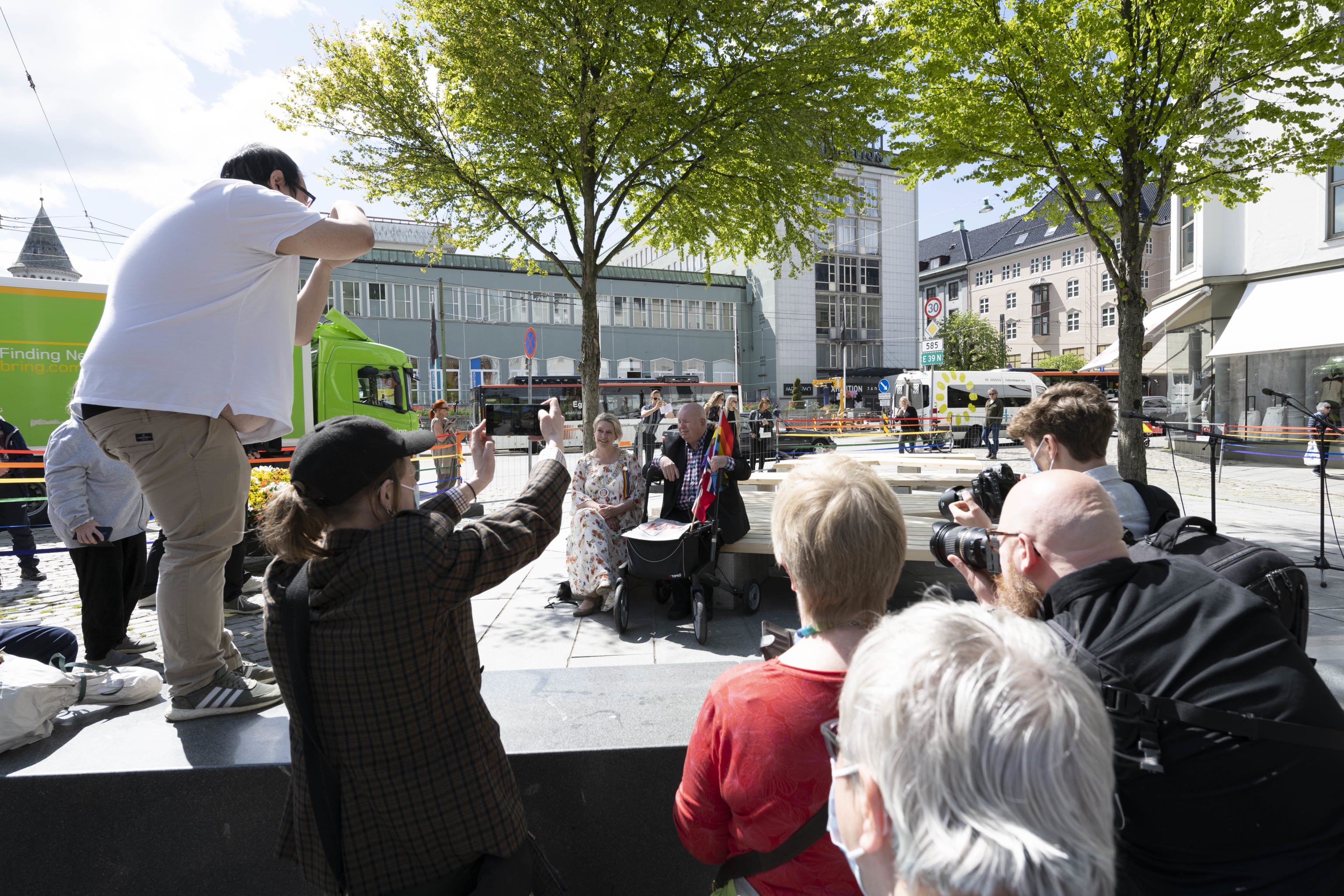 Benkene Til Kim. Foto: Thor Brødreskift