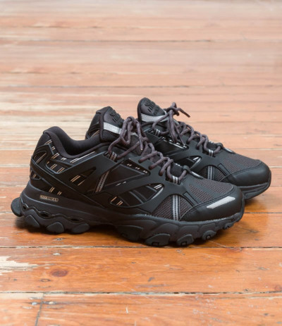 REEBOK DMX TRAIL SHADOW 黒 26c.5m REEBOK DMX TRAIL SHADOW 黒 26c.5m - メルカリ