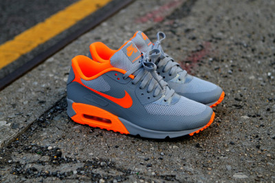 Very Goods Nike Air Max 90 Hyperfuse Stealth Orange Sneaker Kith NYC