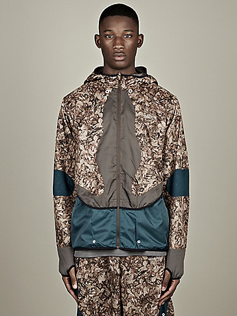NIKE 迷彩ジャケット GYAKUSOU