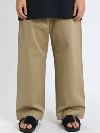 UNIVERSAL PRODUCTS NO TUCK WIDE CHINO