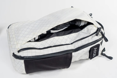 Very Goods | Supreme: Mesh Backpack - Black