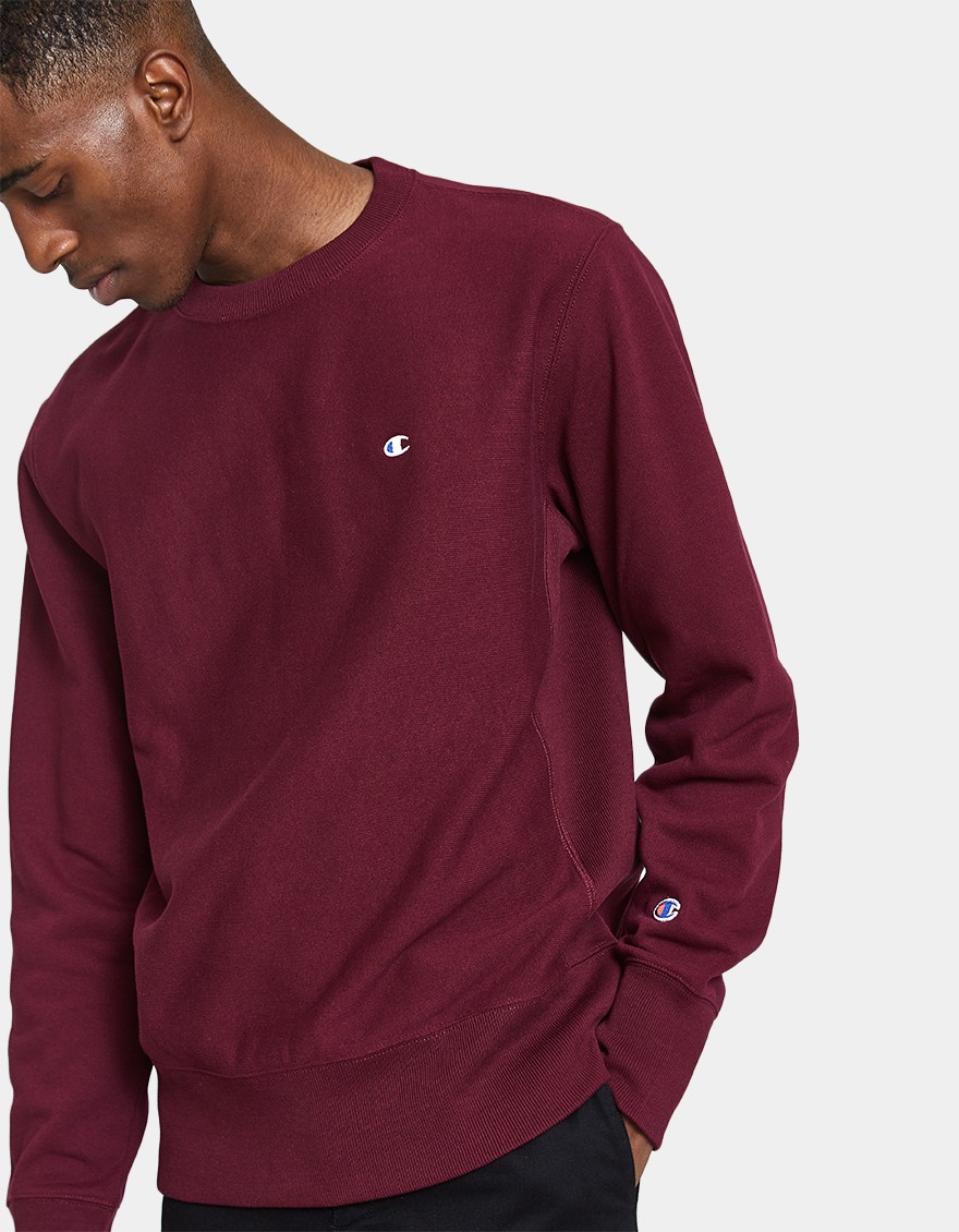 maroon crewneck sweatshirt