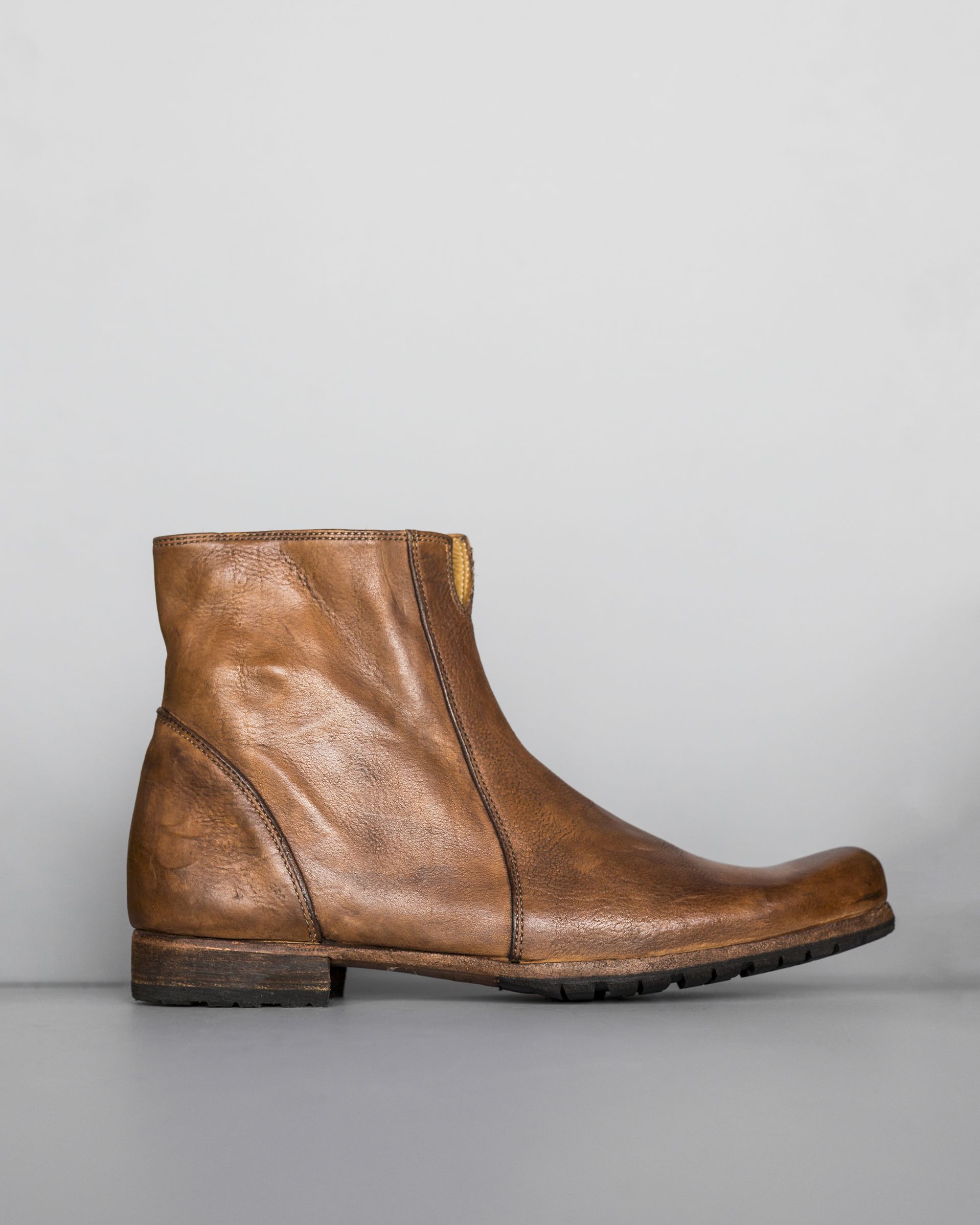 Billy Reid Paglia Boot Billy Reid Unveils Stylish Chukka & Moto Boot Collection - Maxim main image 4