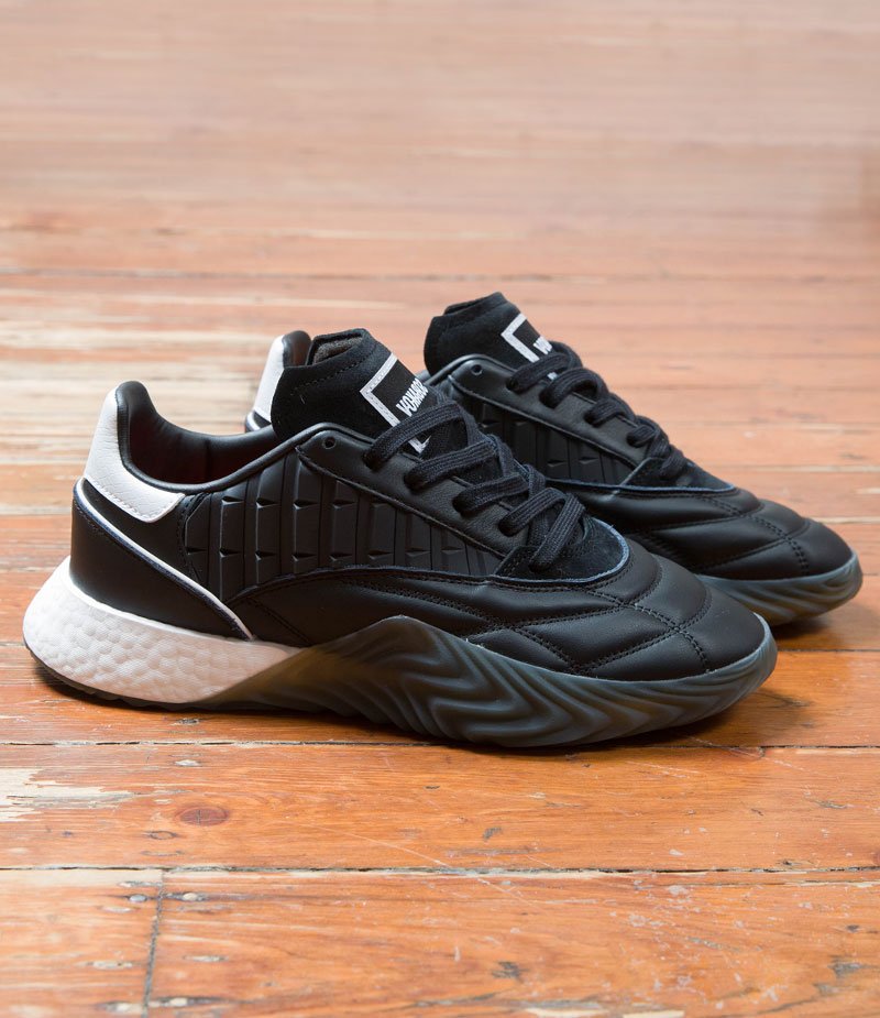 Very Goods | Adidas - Core Black/Core - Up There Store