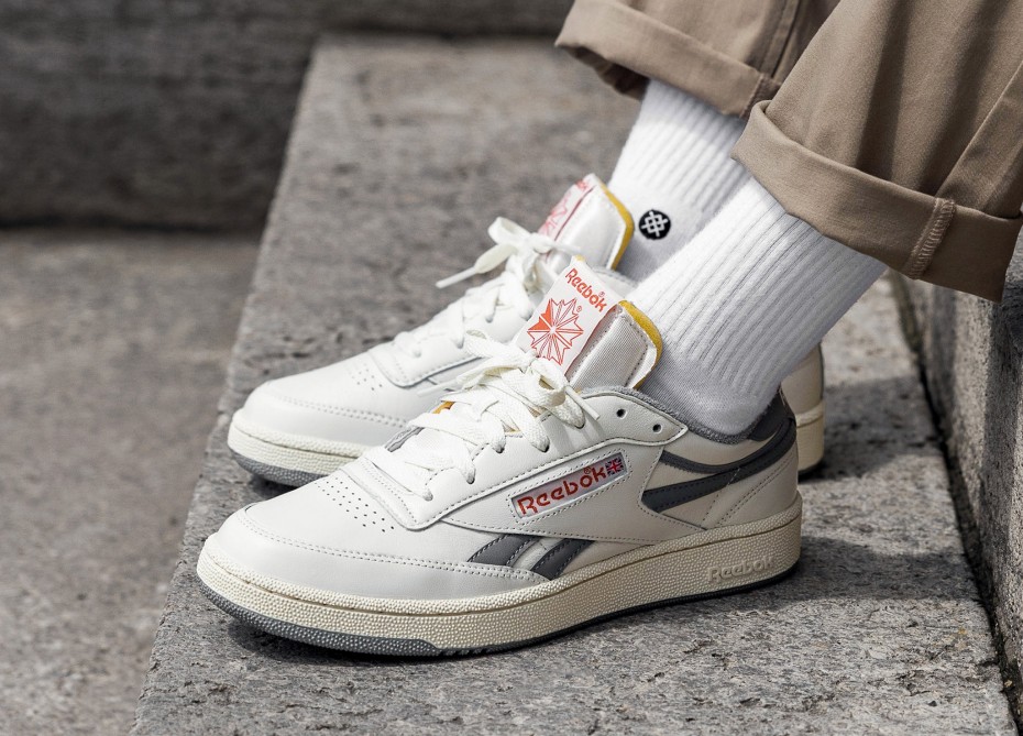 Very Goods | Reebok Club C Revenge MU (Chalk / True Grey) | asphaltgold