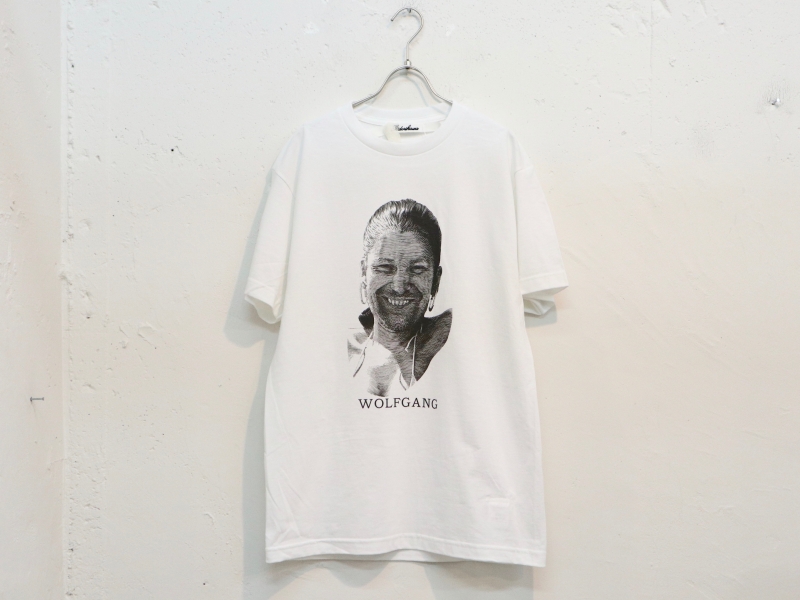 Midorikawa × TWONESS WOLFGANG tシャツ　ミドリカワ Midorikawa × TWONESS WOLFGANG PRINT TEE - メルカリ