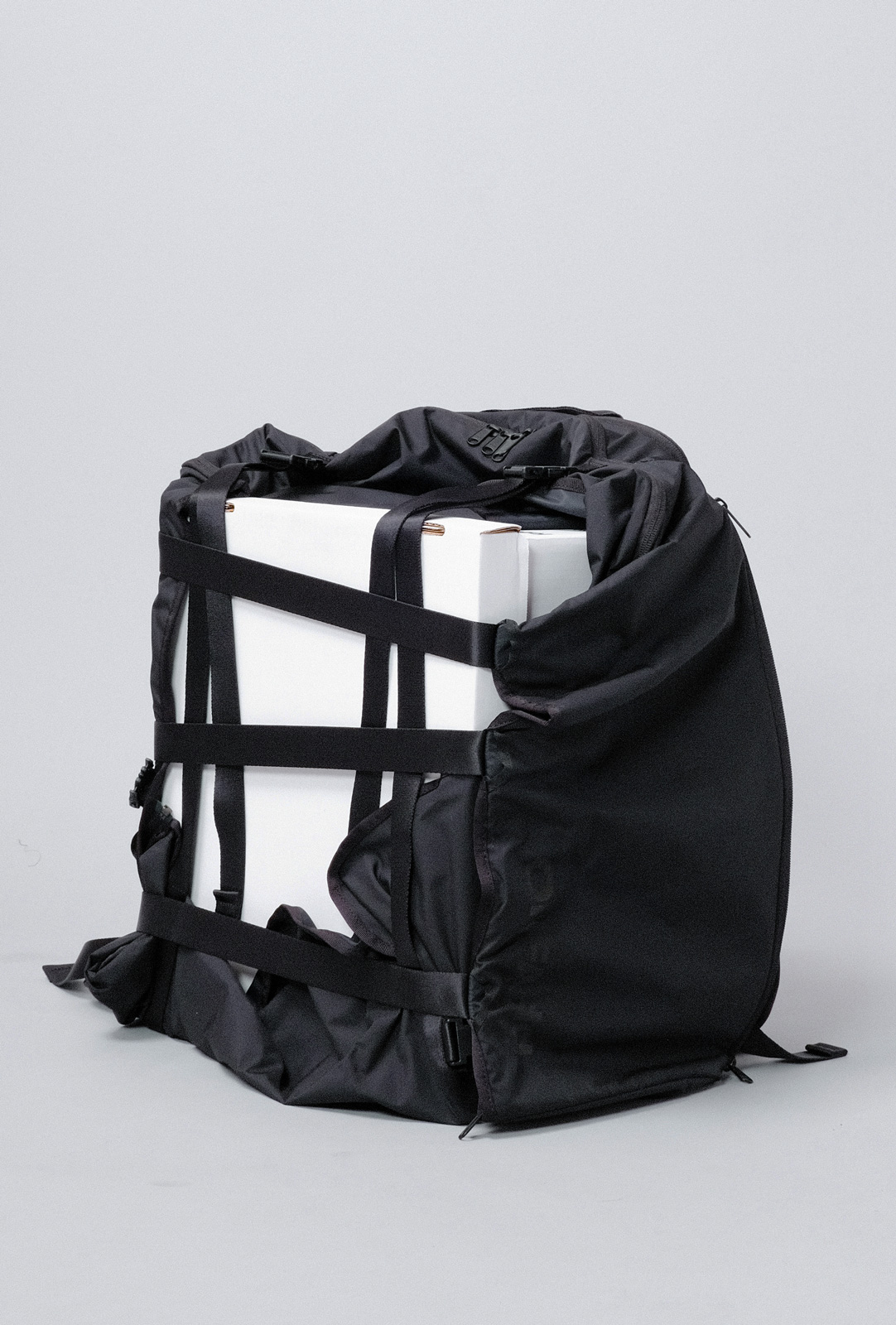 Very Goods | WRAPPING BACKPACK | ONFAdd