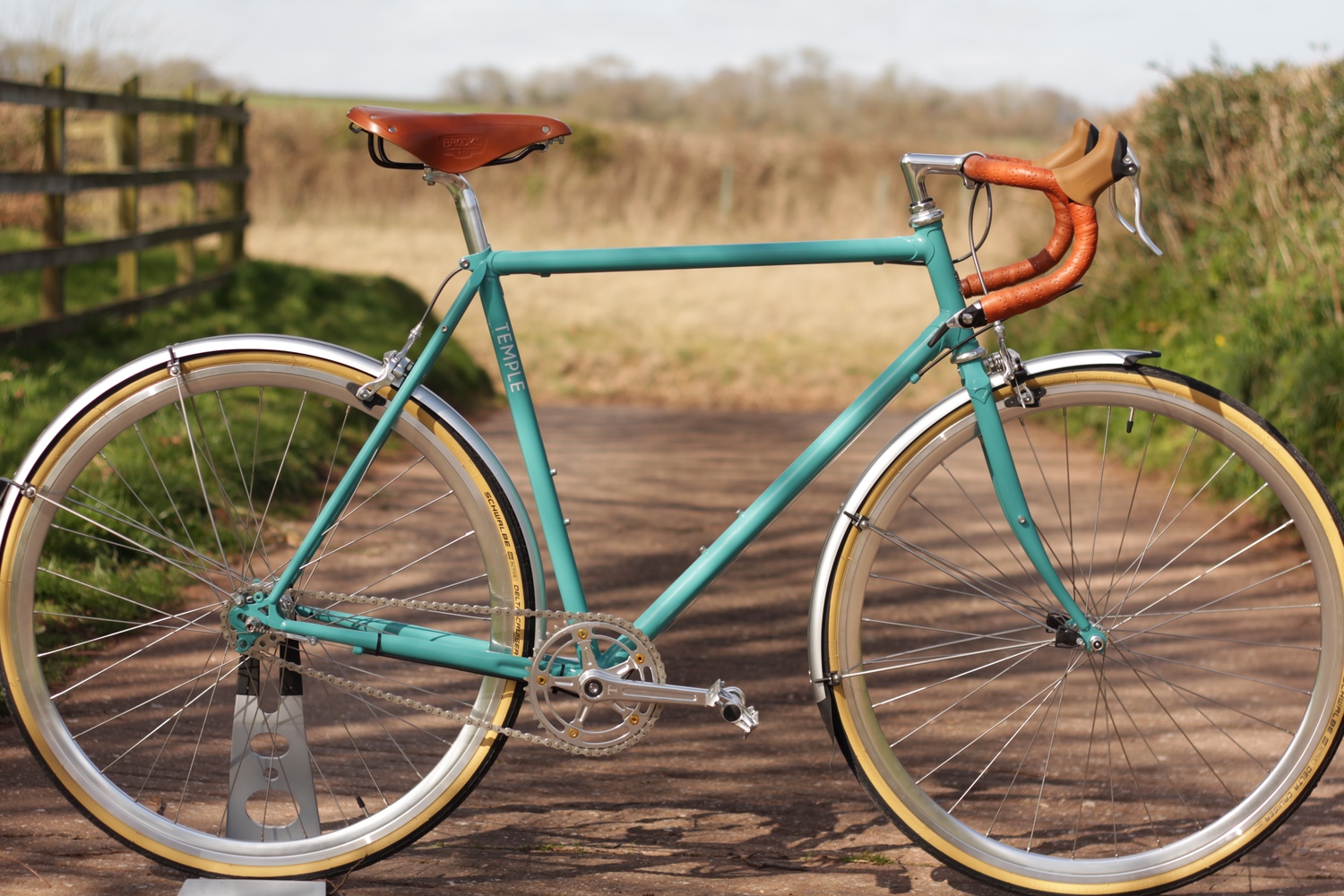 custom steel bikes uk