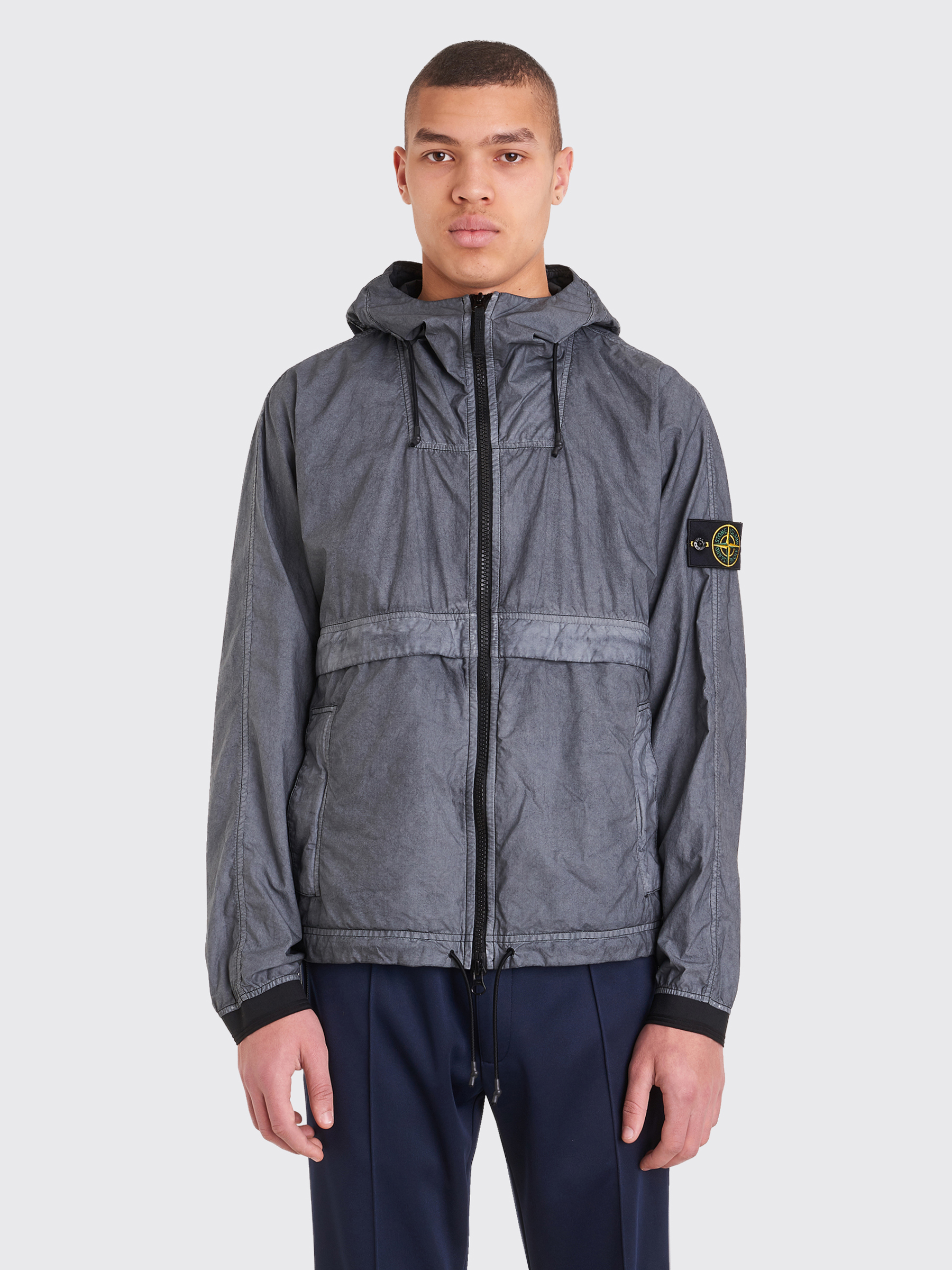 Very Goods | Stone Island - Hooded Resin Poplin Jacket Grey | TRÈS