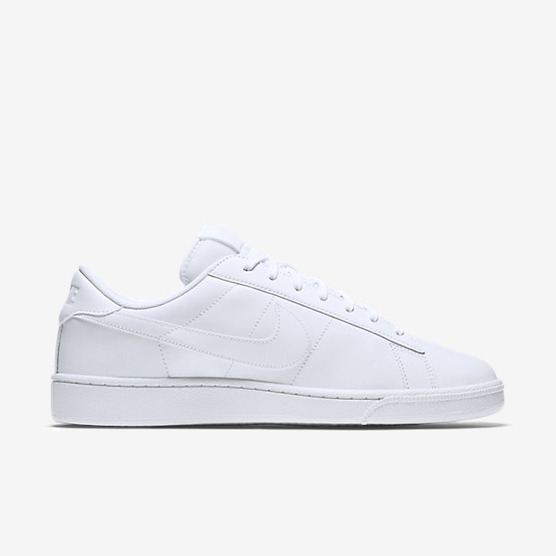 nike tennis classic contrast swoosh