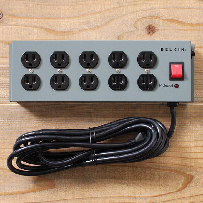 Very Goods | Belkin / 10-Socket Metal SurgeMaster（メタルケース