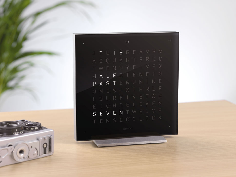 Very Goods | QLOCKTWO BY BIEGERT & FUNK